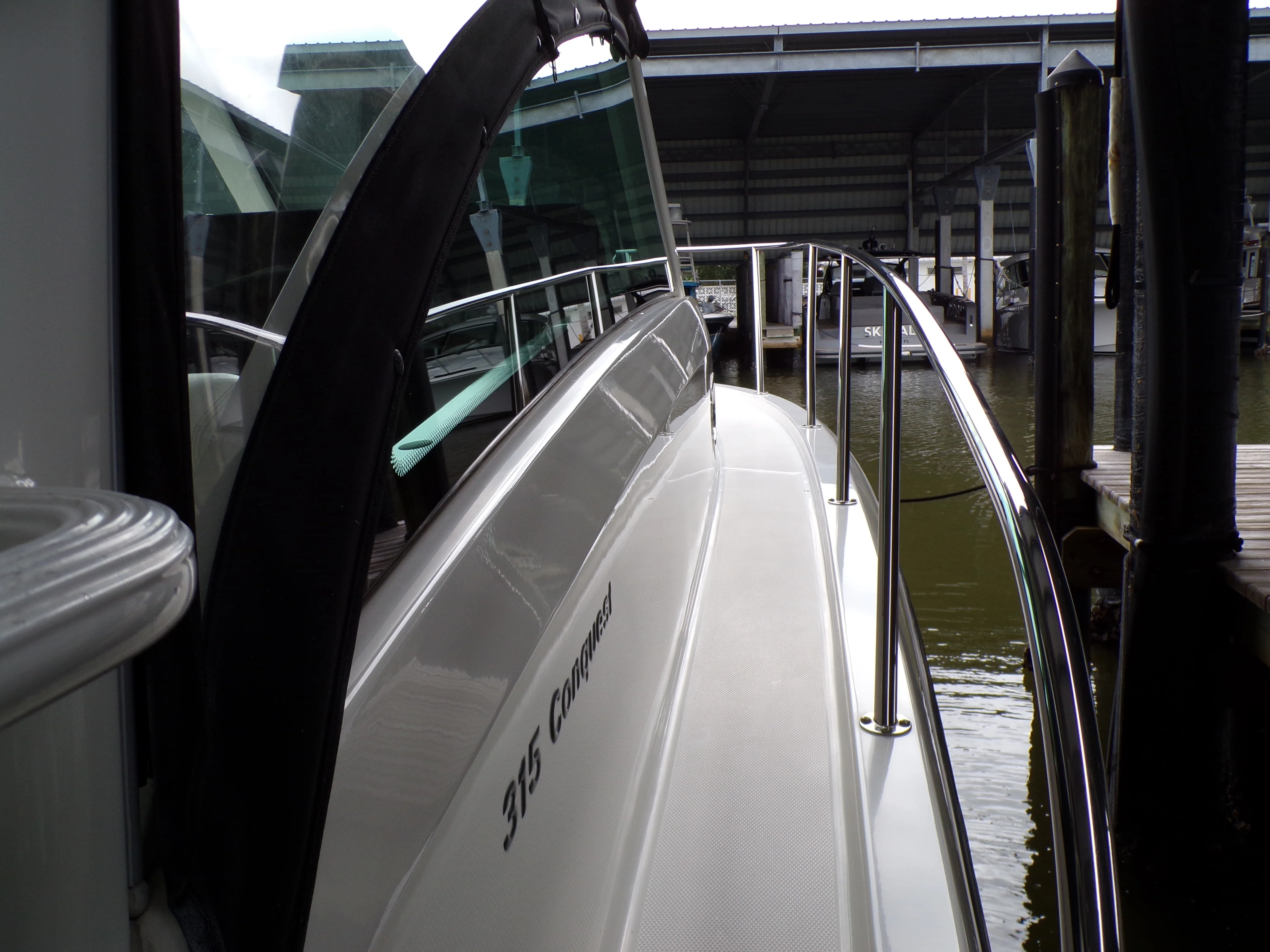 2014 Boston Whaler 315 CONQUEST Image Thumbnail #63
