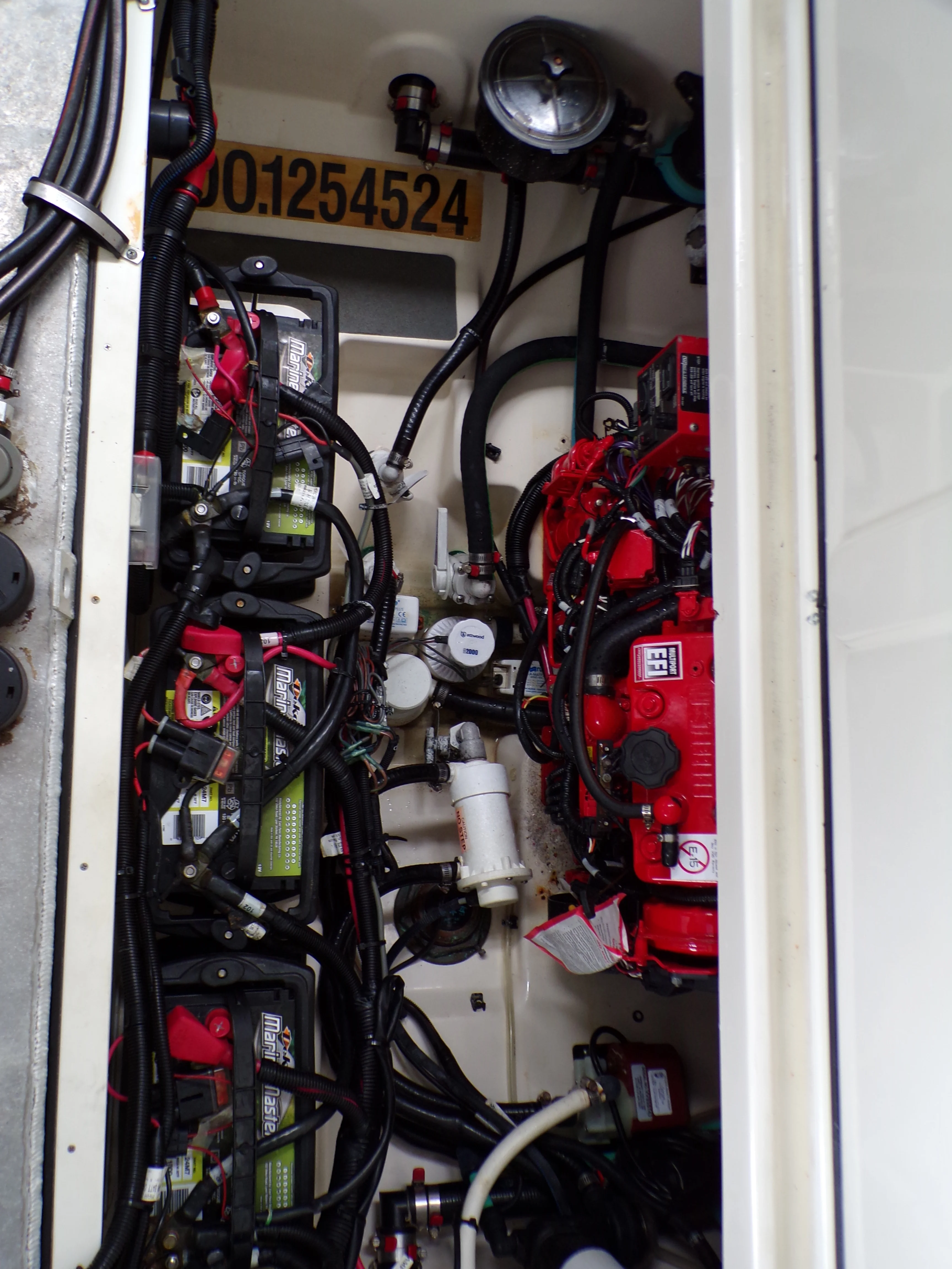 2014 Boston Whaler 315 CONQUEST Image Thumbnail #12