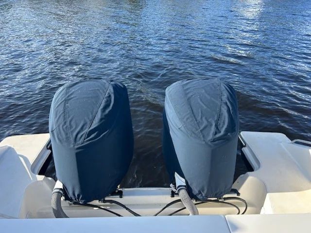 2017 Pursuit DC 325 Dual Console Image Thumbnail #13