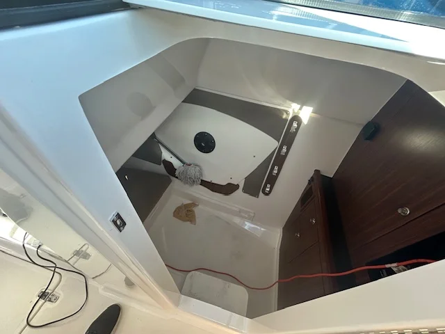 2017 Pursuit DC 325 Dual Console Image Thumbnail #22