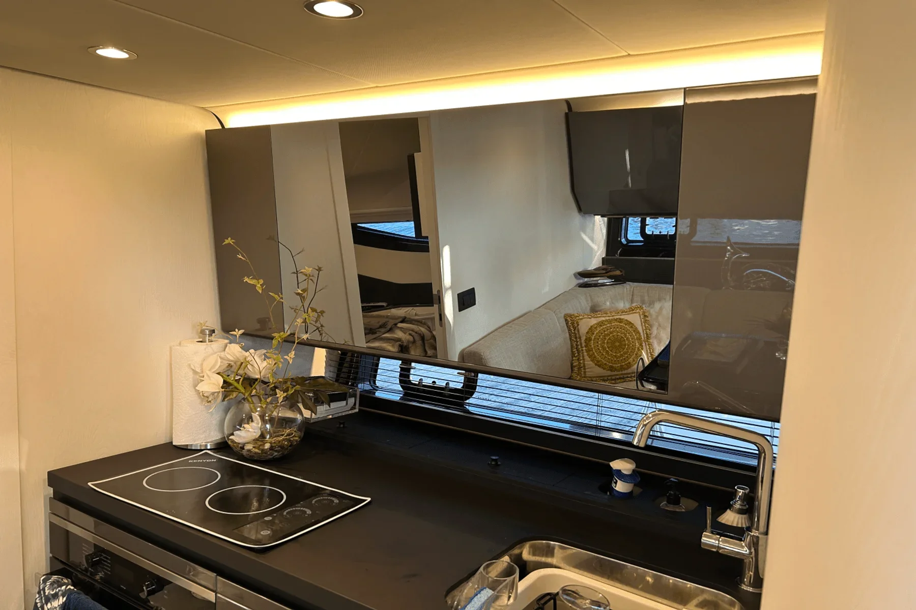 2022 Azimut VERVE Image Thumbnail #30