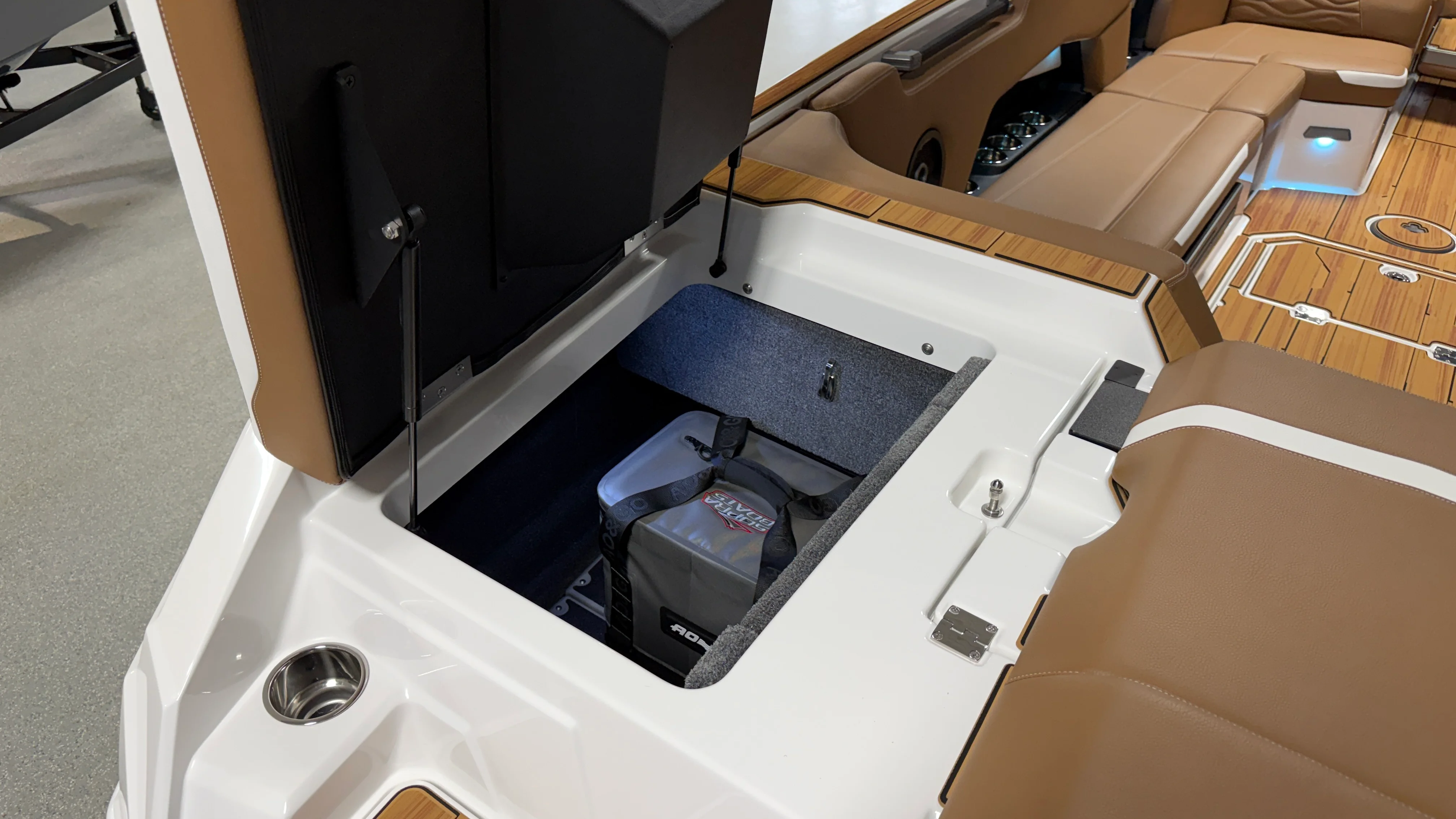 2026 Supra SE Image Thumbnail #25