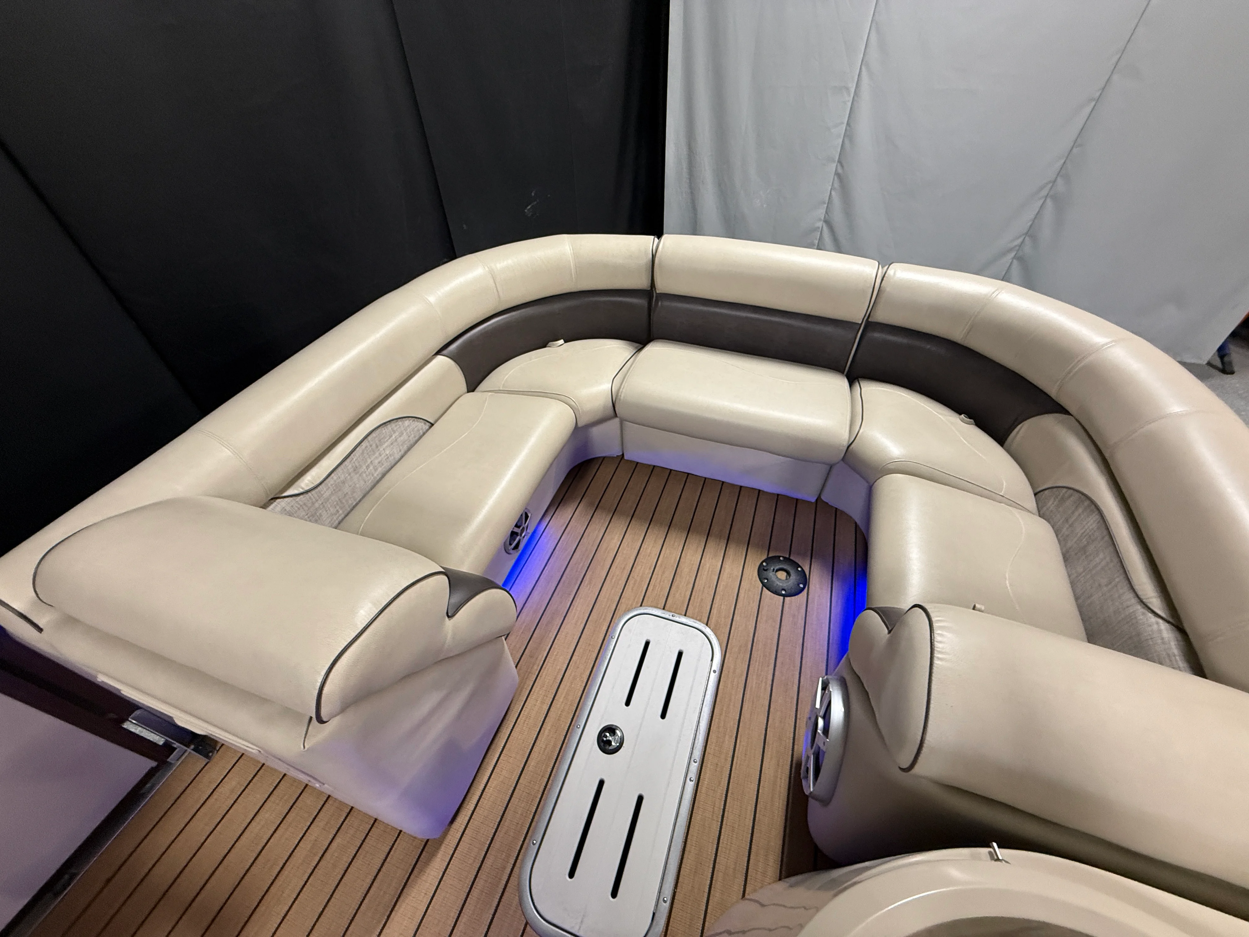 2018 Premier 230 SOLARIS Image Thumbnail #74