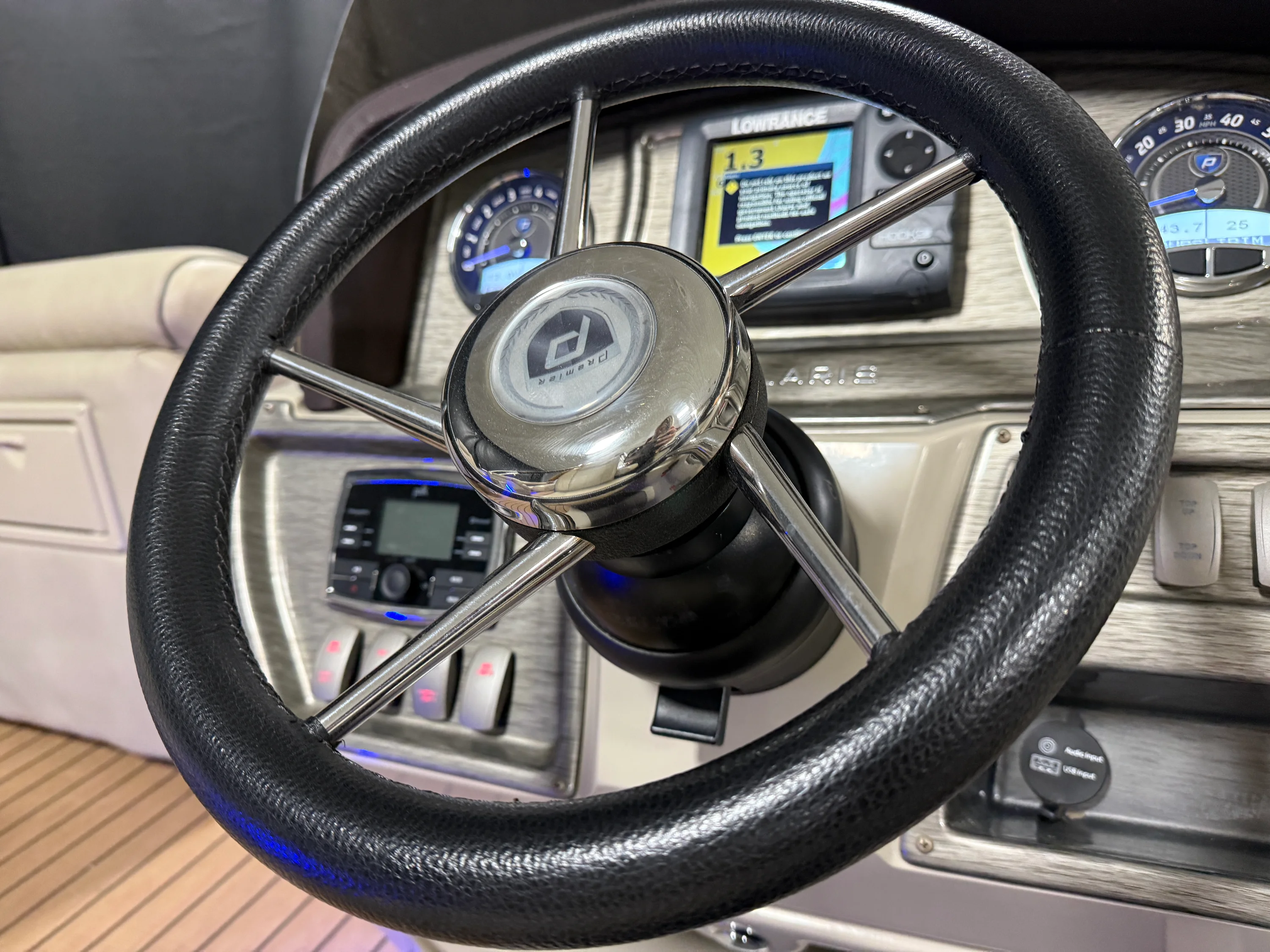 2018 Premier 230 SOLARIS Image Thumbnail #63