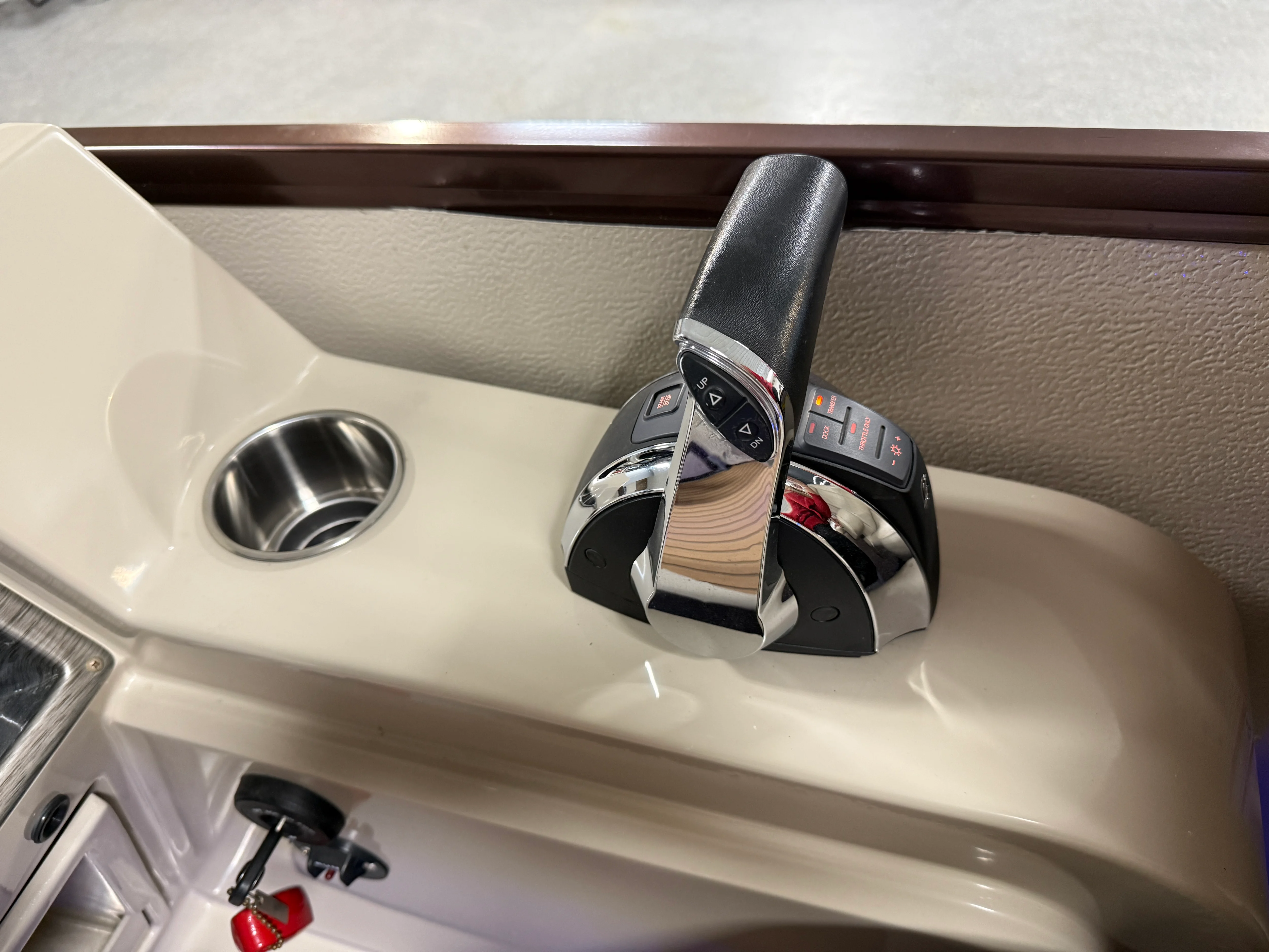 2018 Premier 230 SOLARIS Image Thumbnail #70