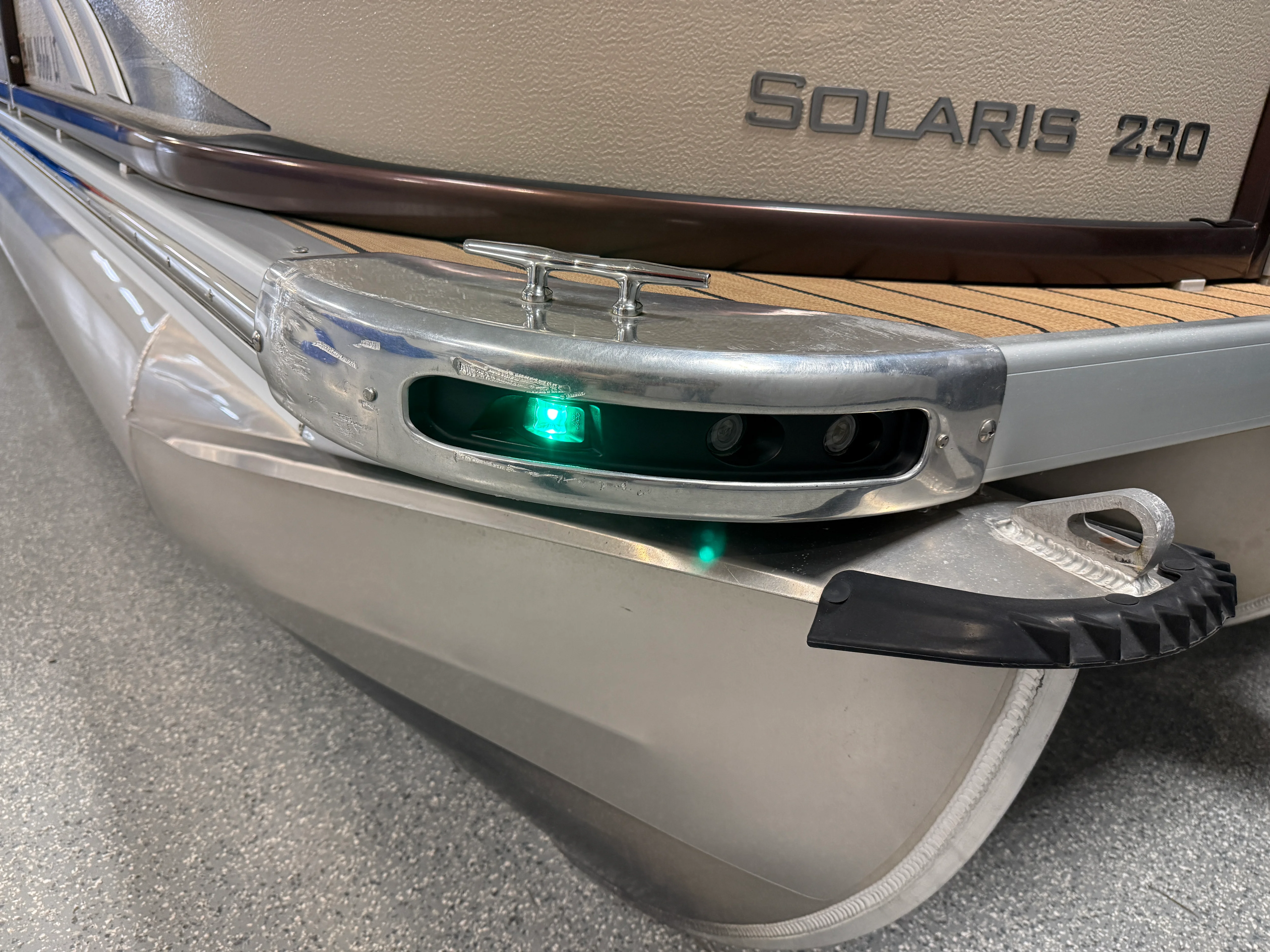 2018 Premier 230 SOLARIS Image Thumbnail #13
