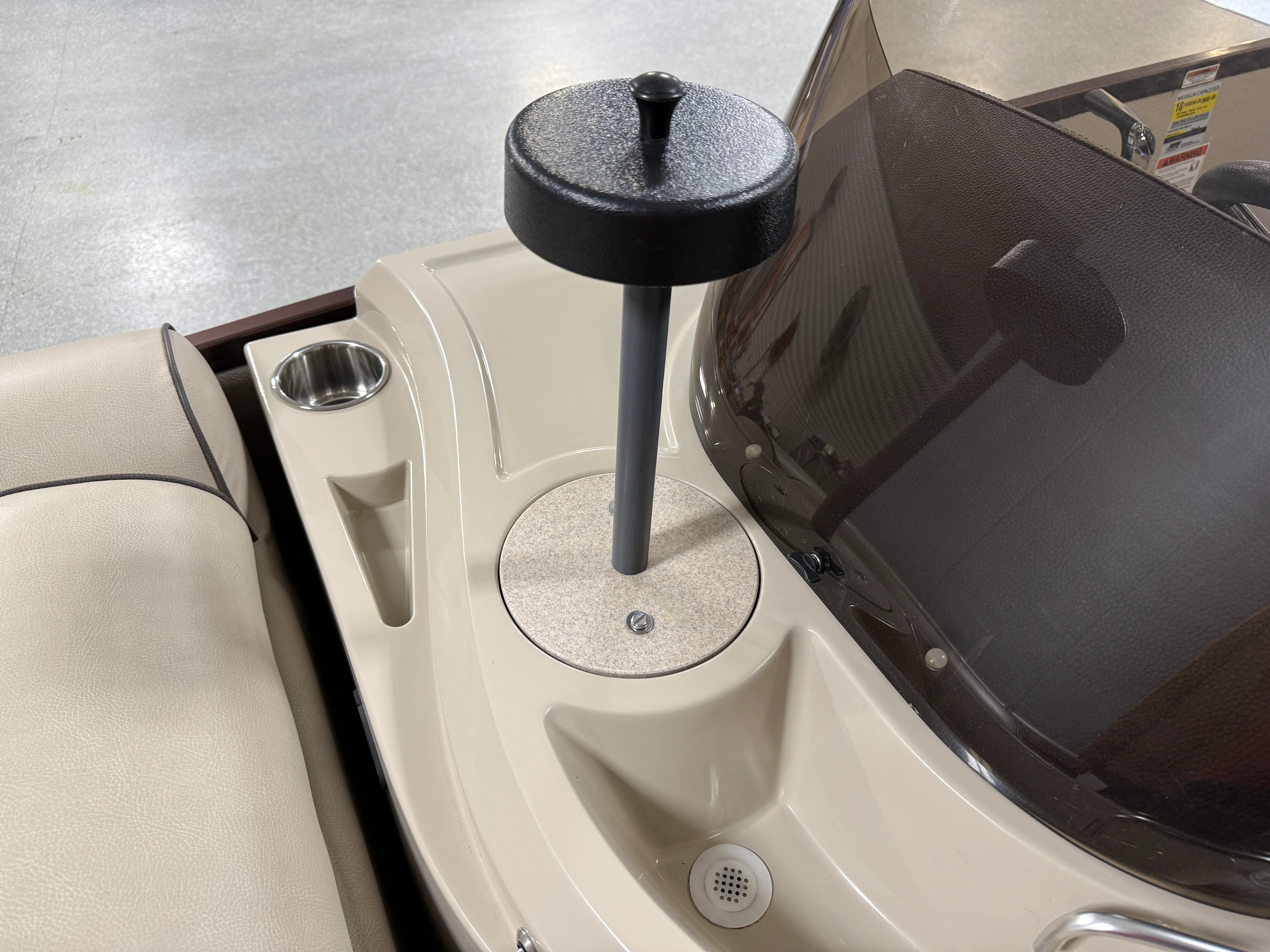 2018 Premier 230 SOLARIS Image Thumbnail #58