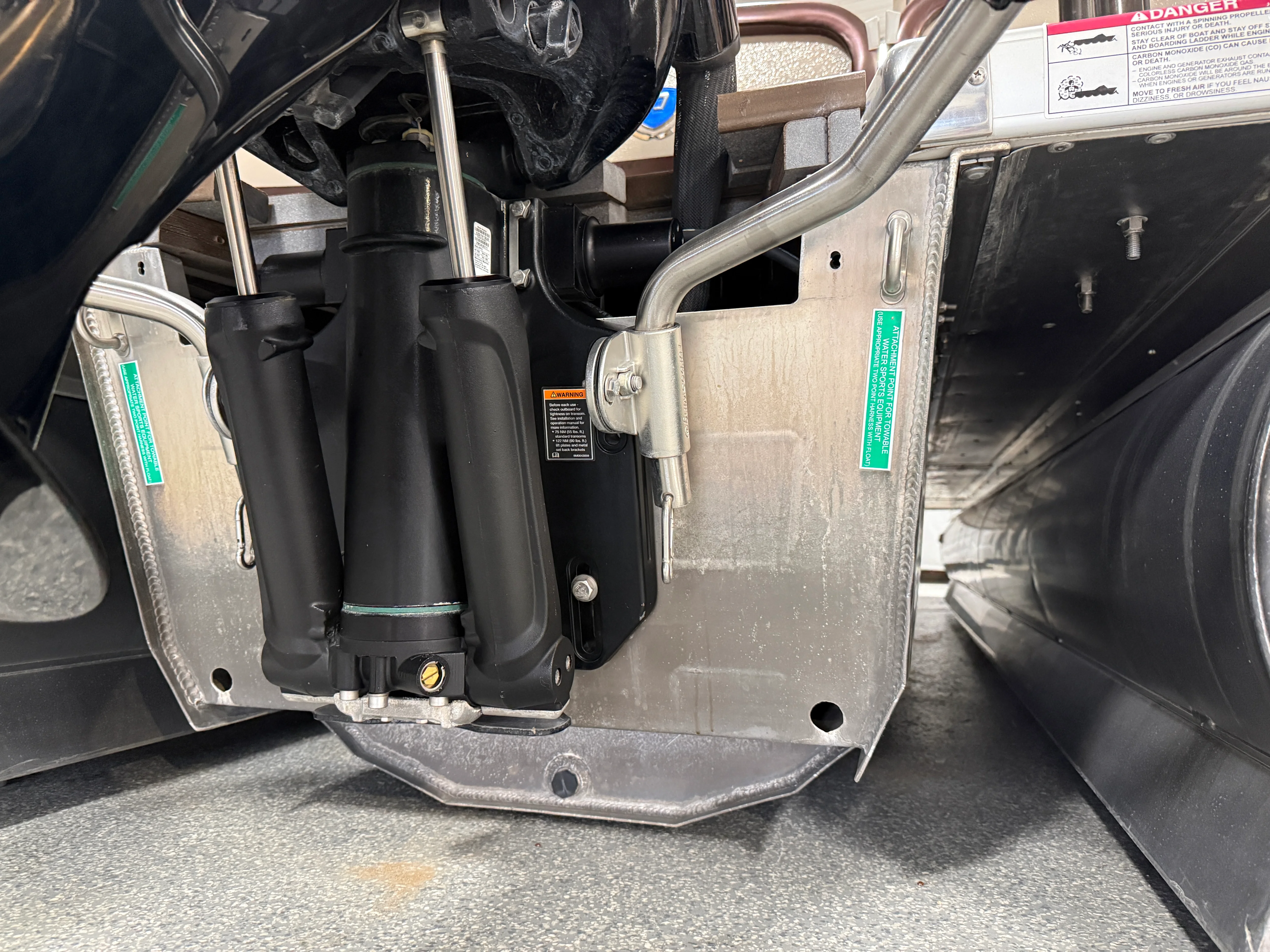 2018 Premier 230 SOLARIS Image Thumbnail #19