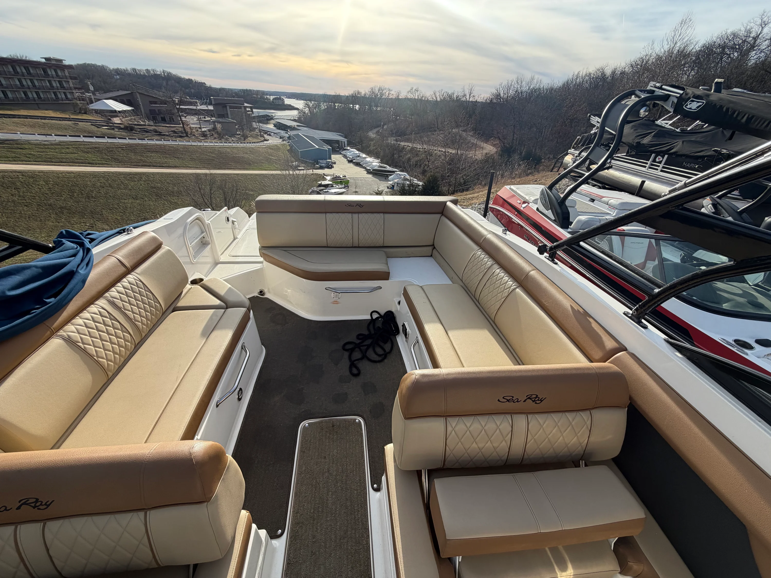 2015 Sea Ray 270 SUNDECK Image Thumbnail #10