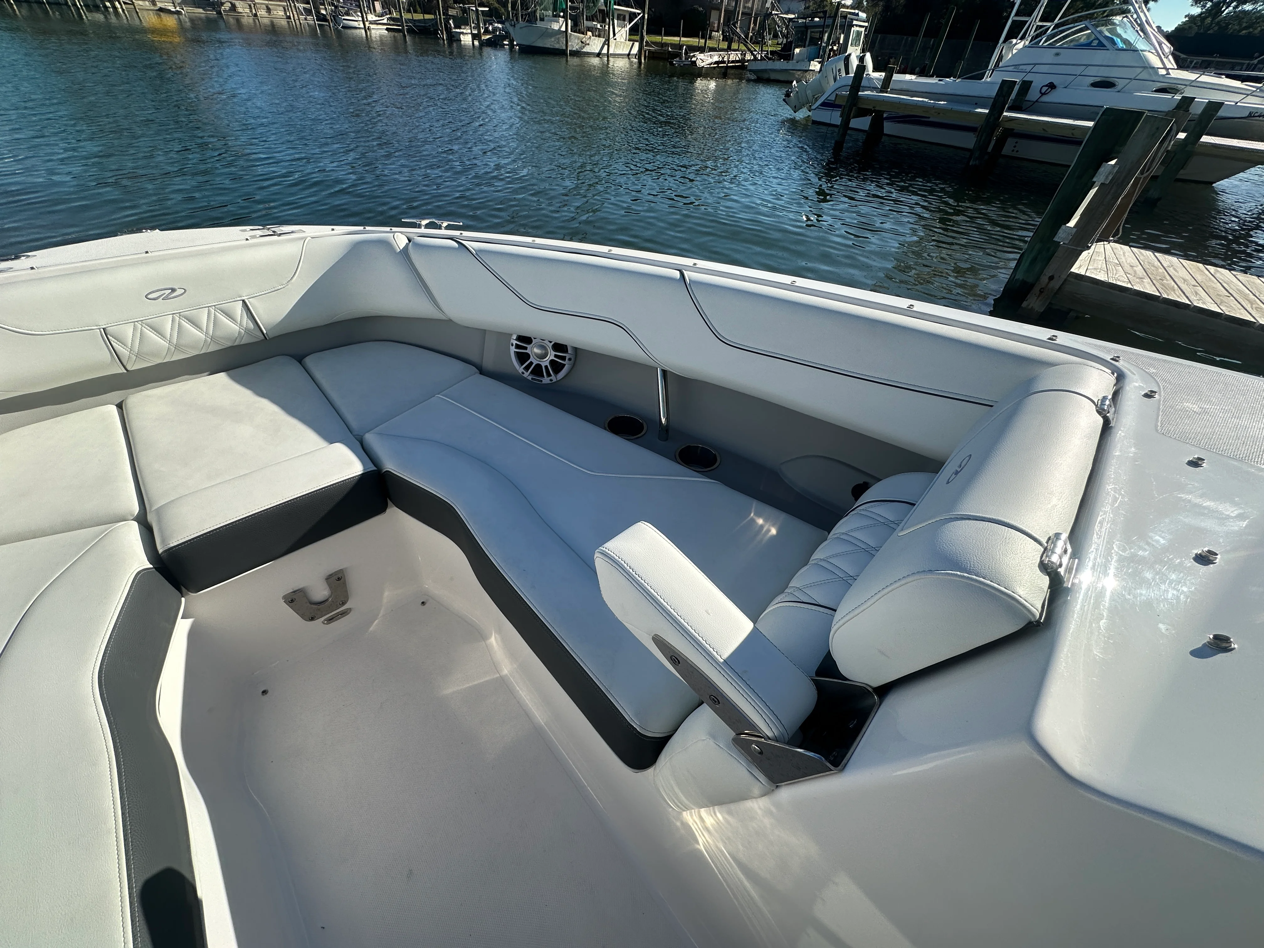 2024 Regal LX6 Image Thumbnail #16