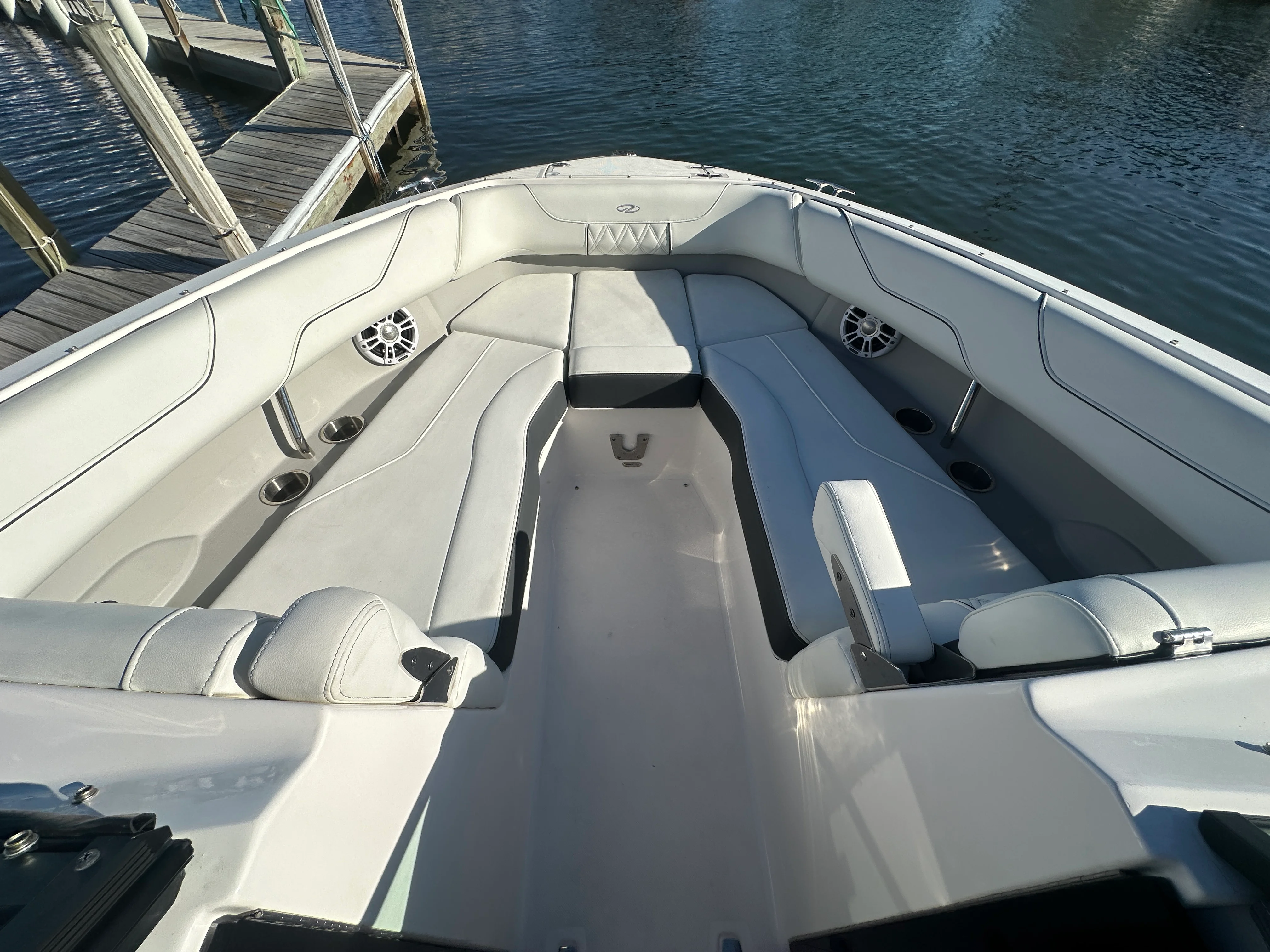 2024 Regal LX6 Image Thumbnail #15