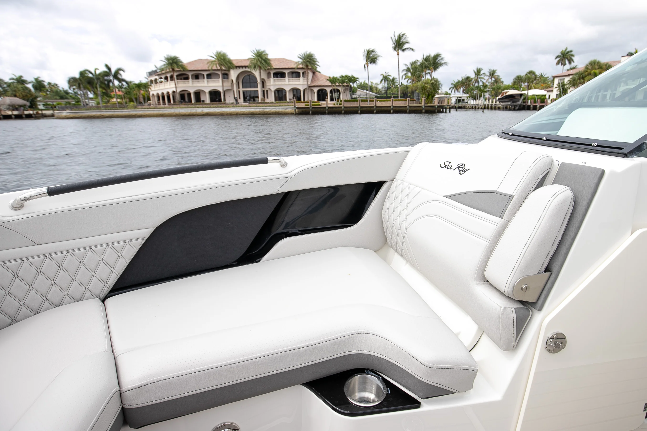 2026 Sea Ray SLX 280 Outboard Image Thumbnail #59