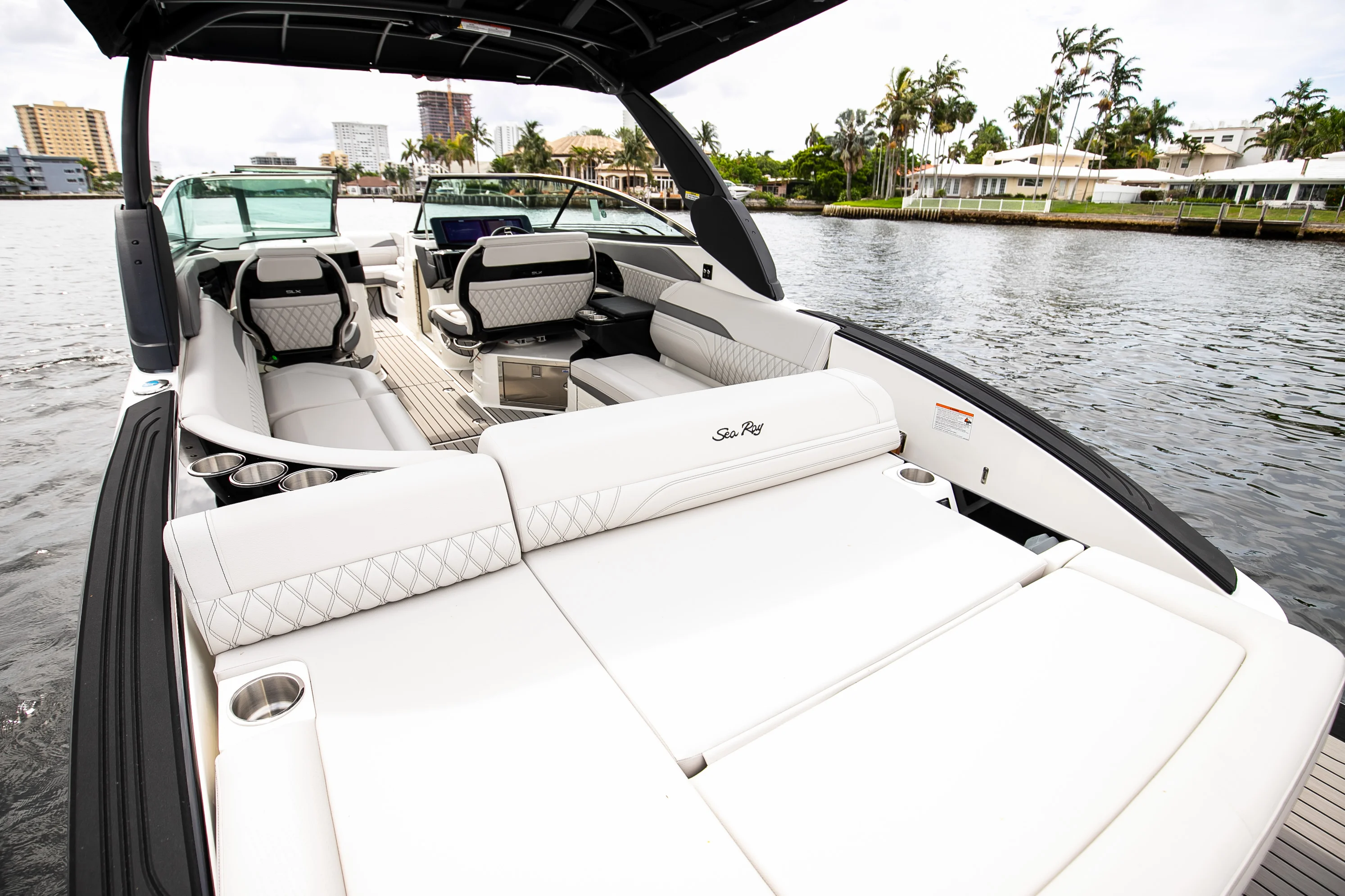 2026 Sea Ray SLX 280 Outboard Image Thumbnail #16