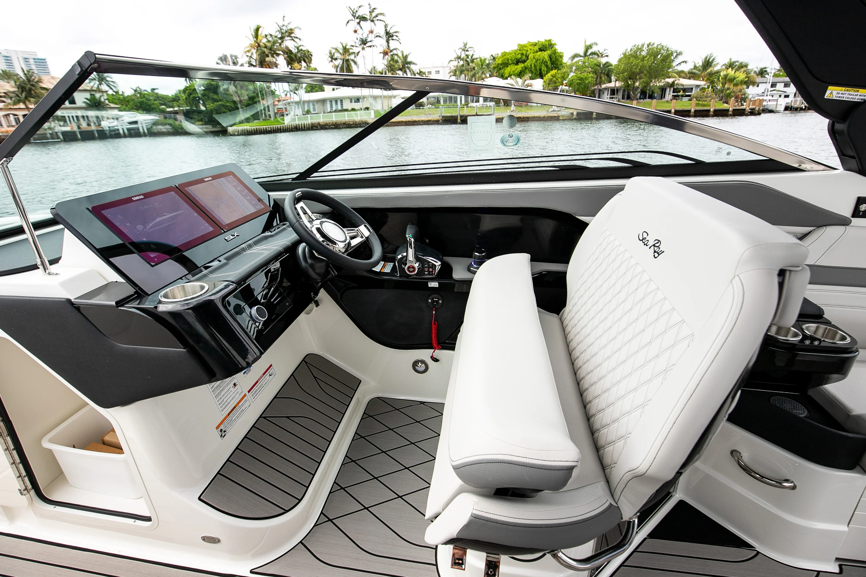 2026 Sea Ray SLX 280 Outboard Image Thumbnail #47