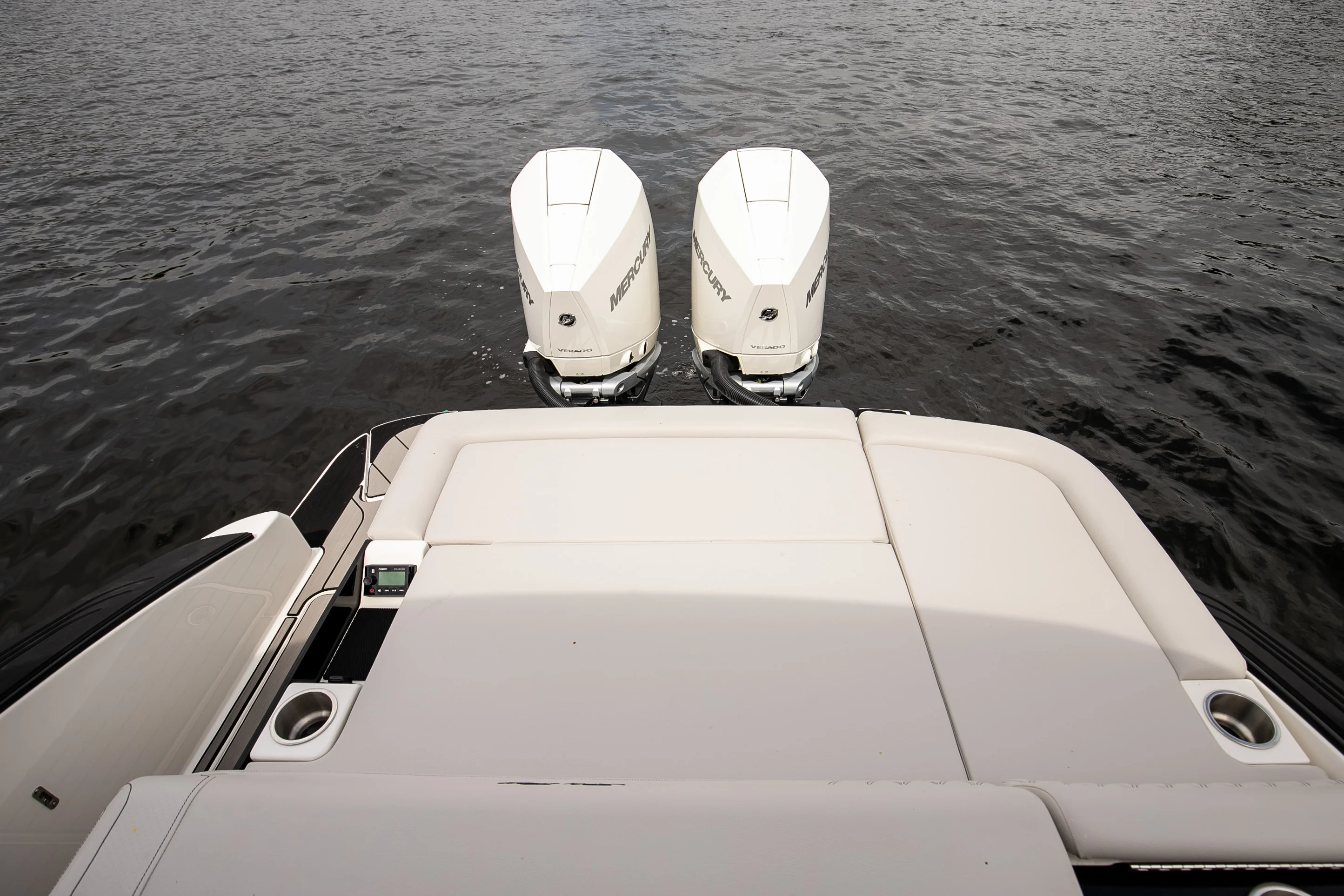 2026 Sea Ray SLX 280 Outboard Image Thumbnail #14