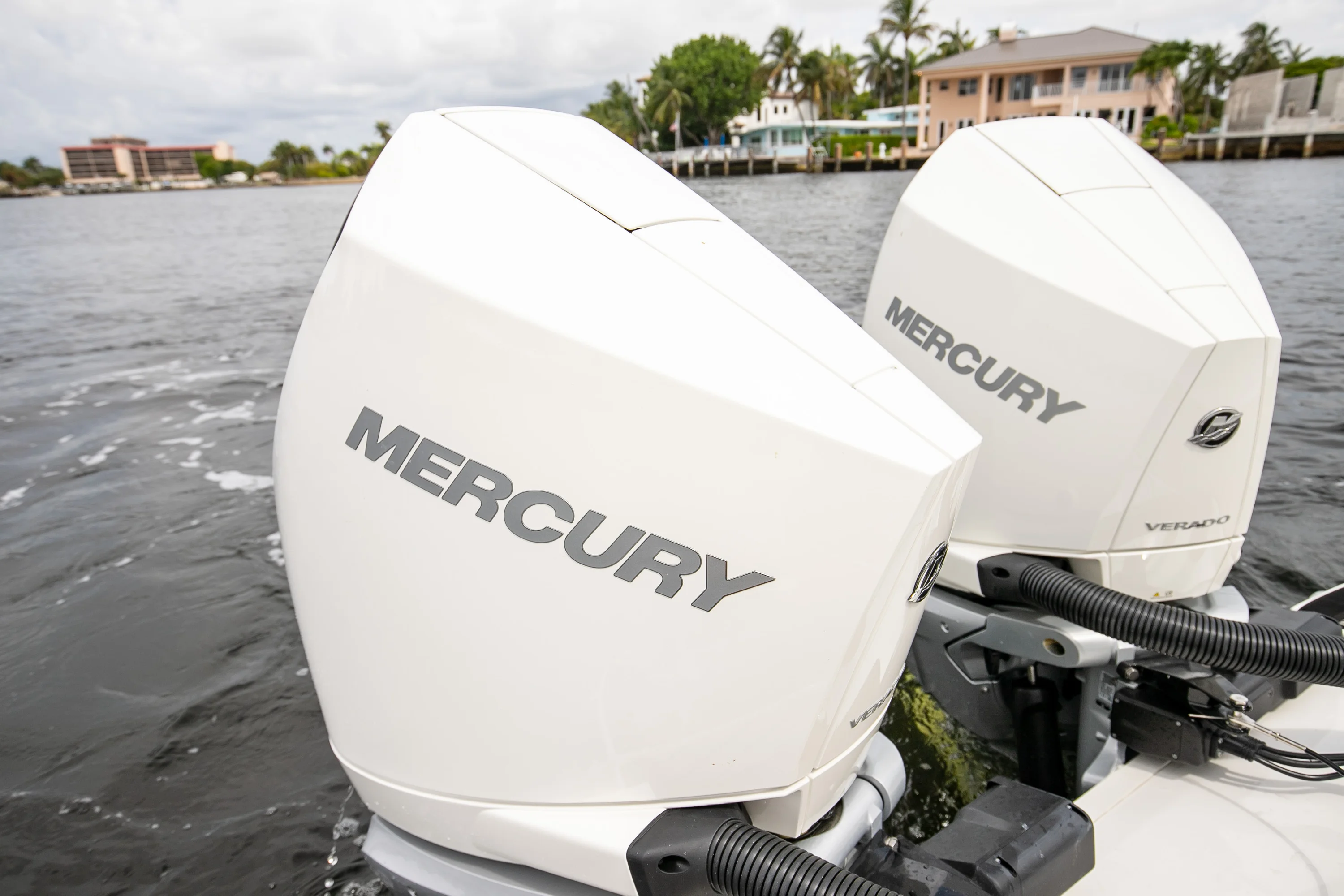 2026 Sea Ray SLX 280 Outboard Image Thumbnail #13