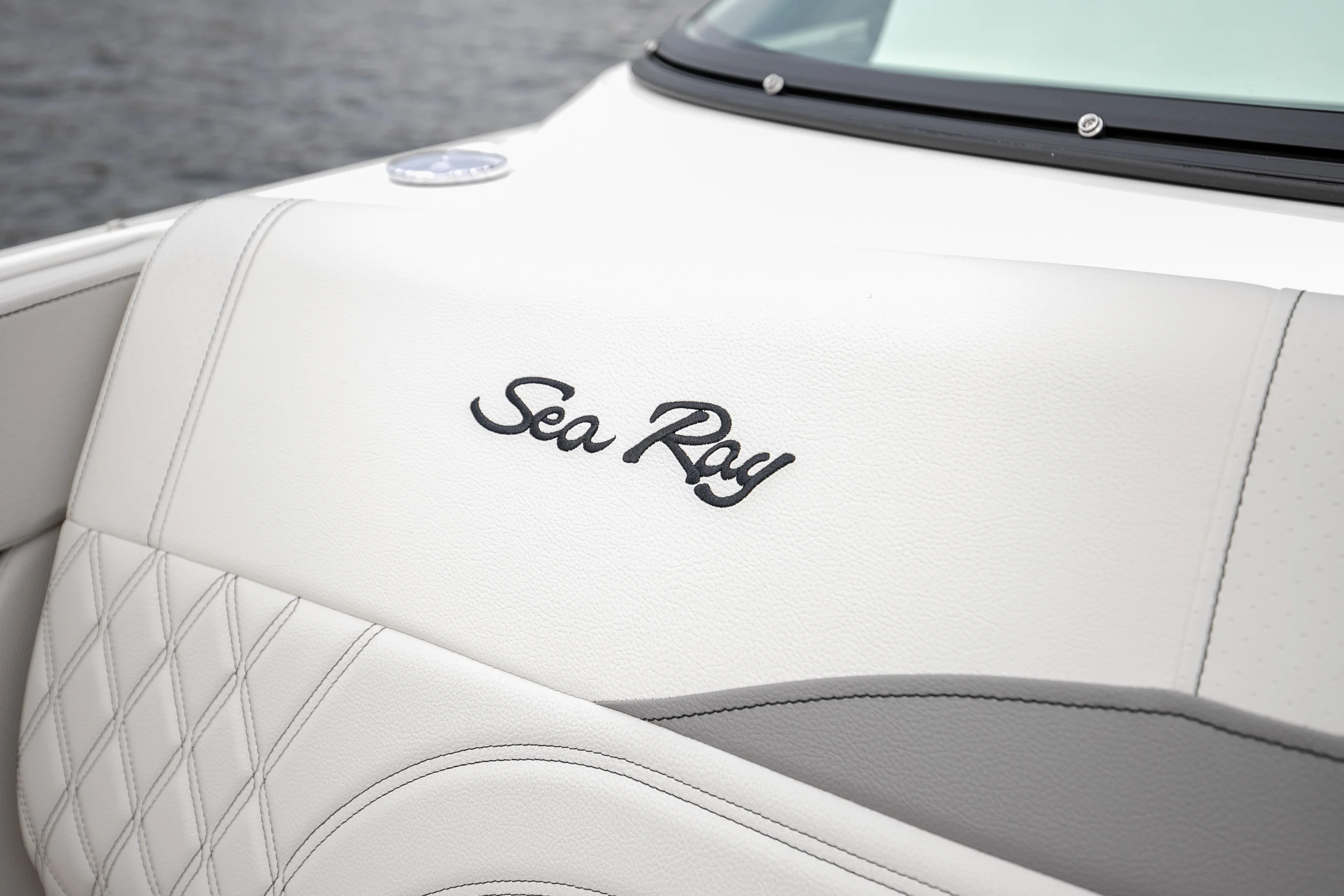2026 Sea Ray SLX 280 Outboard Image Thumbnail #63