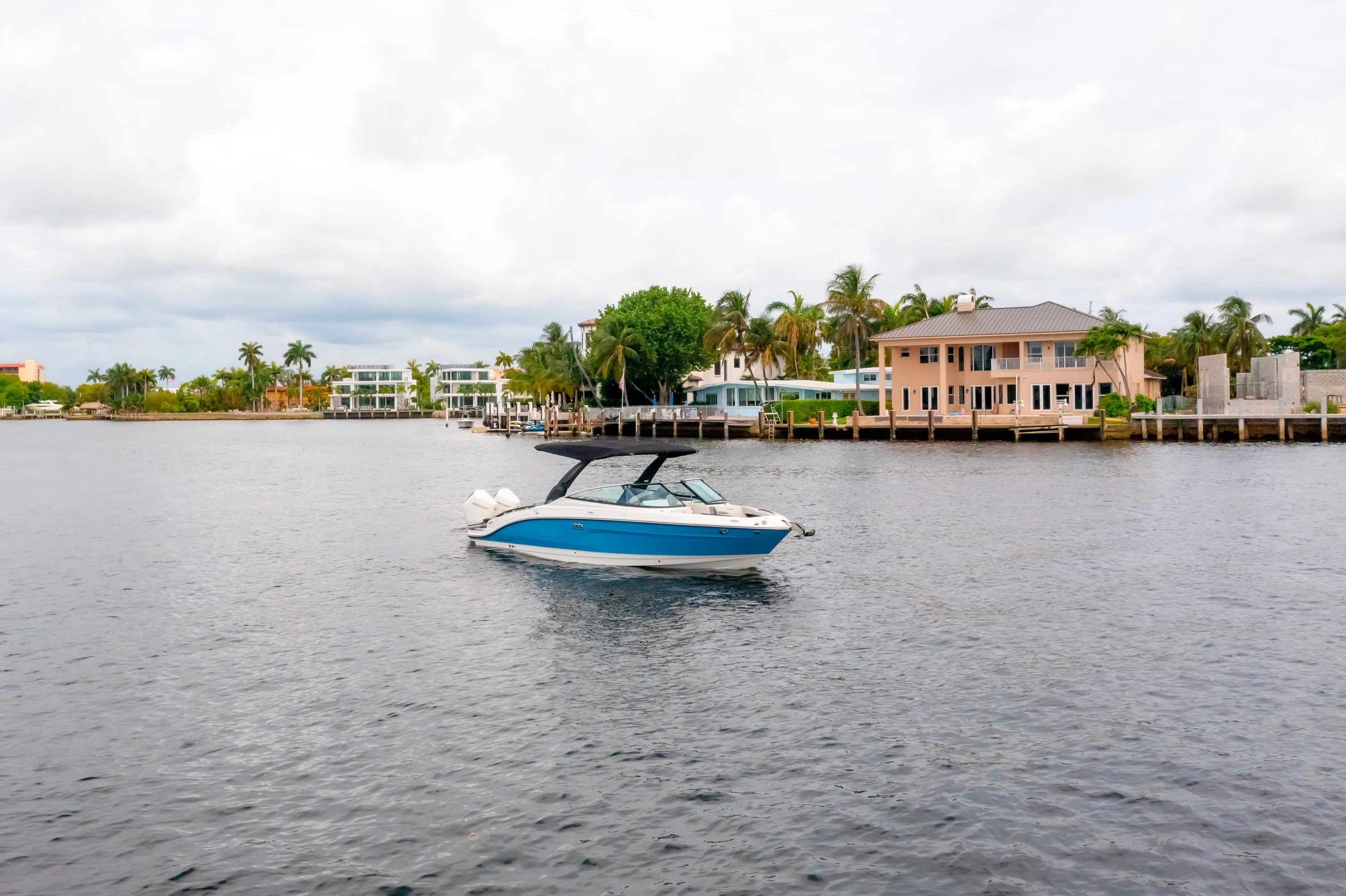 2026 Sea Ray SLX 280 Outboard Image Thumbnail #2