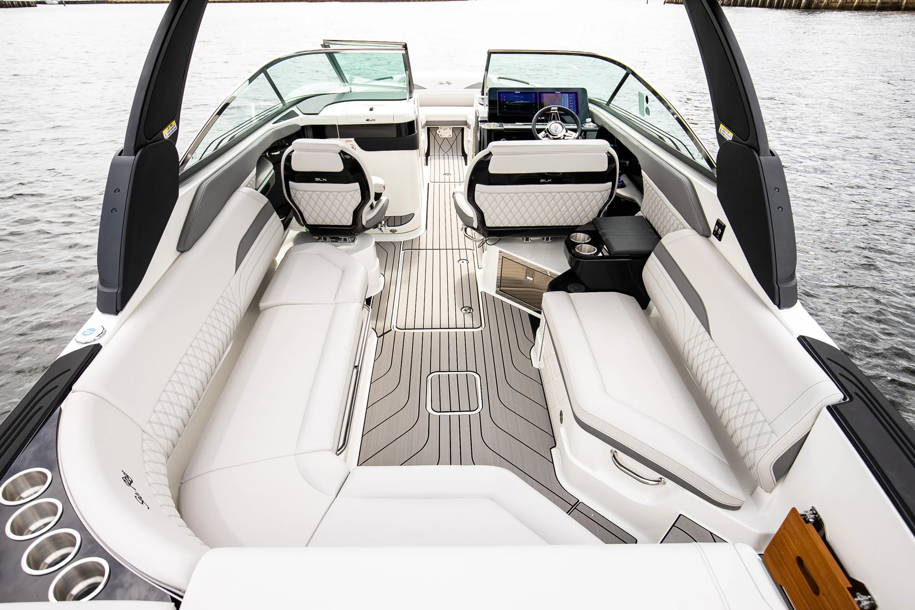 2026 Sea Ray SLX 280 Outboard Image Thumbnail #19