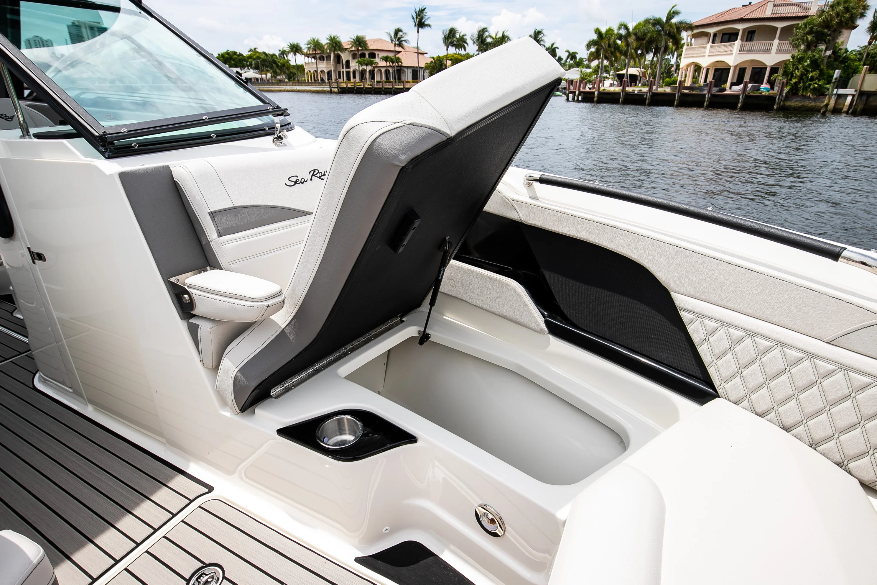 2026 Sea Ray SLX 280 Outboard Image Thumbnail #62