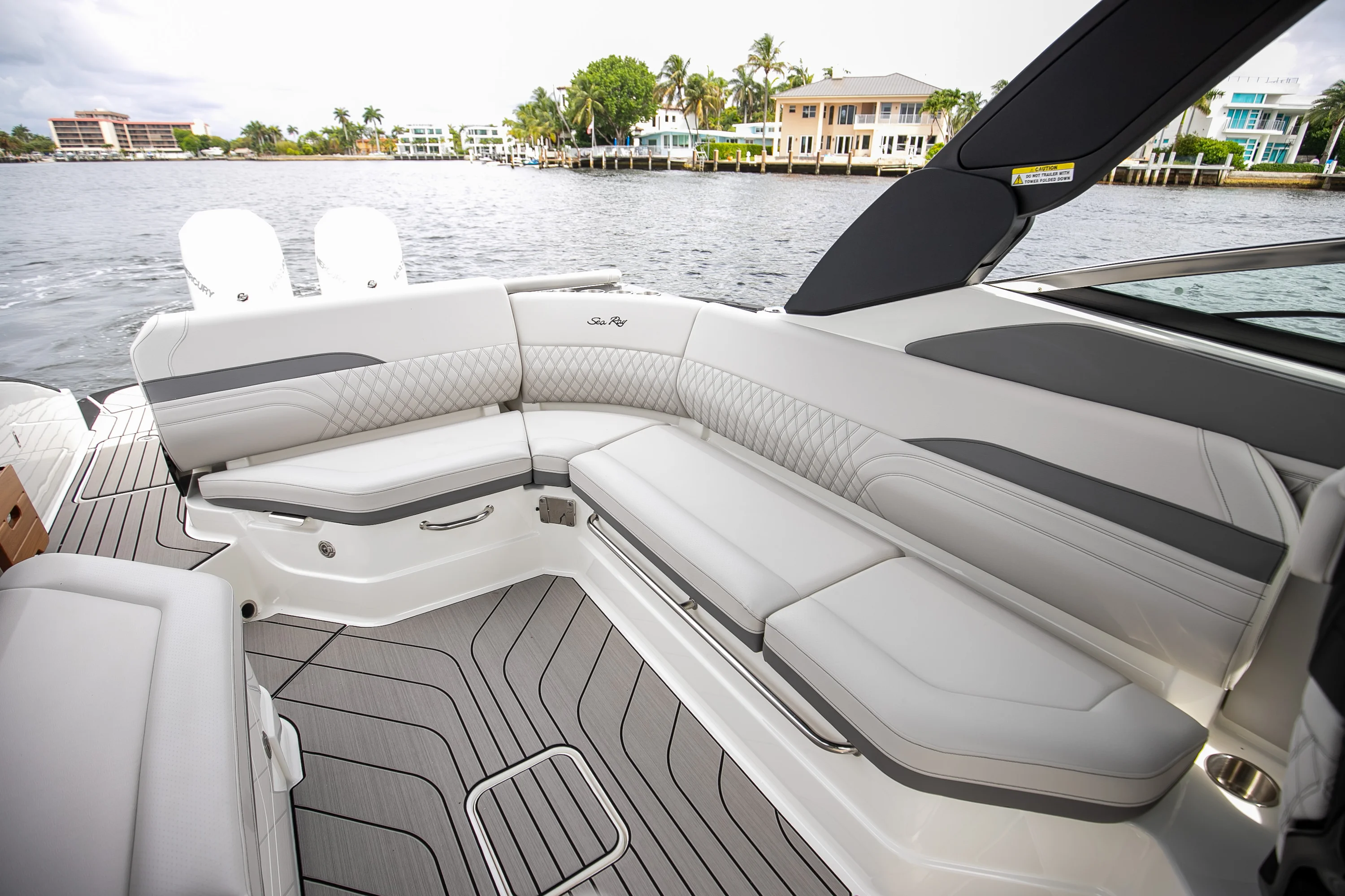 2026 Sea Ray SLX 280 Outboard Image Thumbnail #28