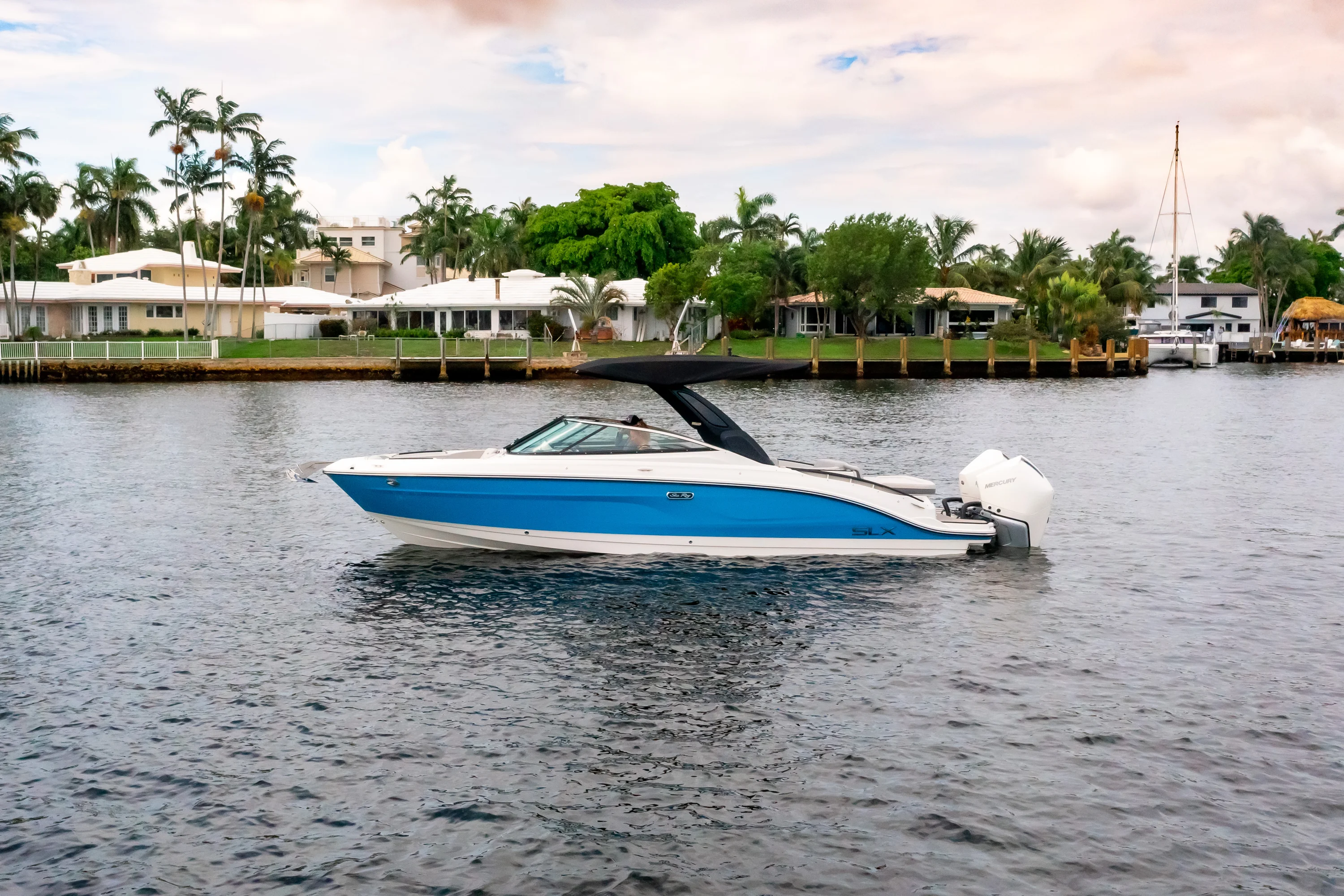 2026 Sea Ray SLX 280 Outboard Image Thumbnail #9