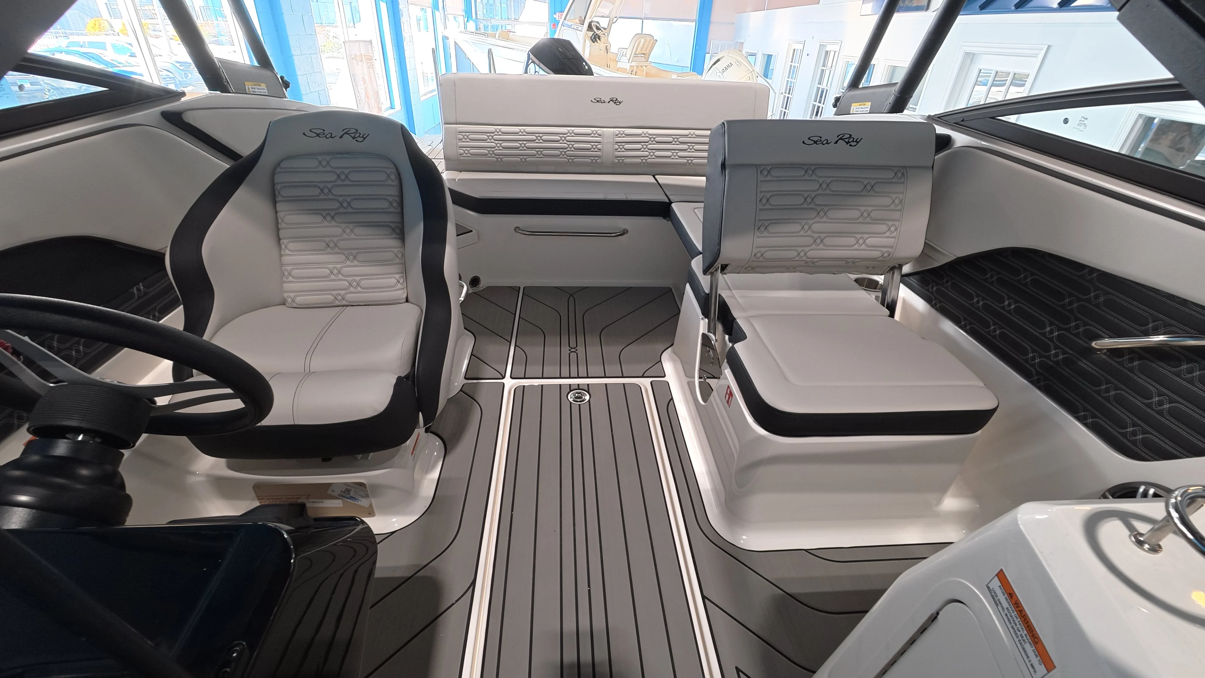 2026 Sea Ray SPX 210 Outboard Image Thumbnail #37