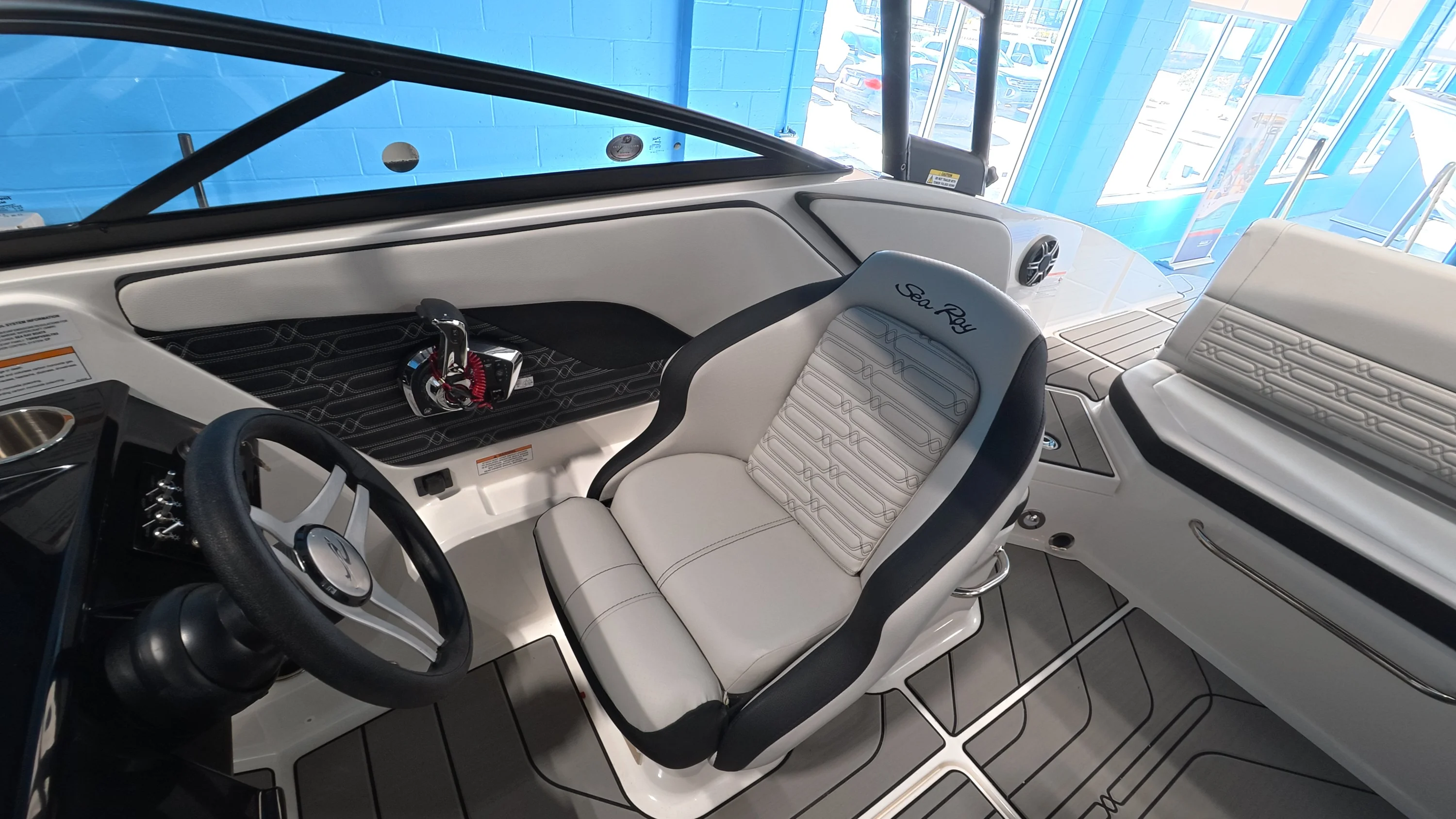 2026 Sea Ray SPX 210 Outboard Image Thumbnail #39