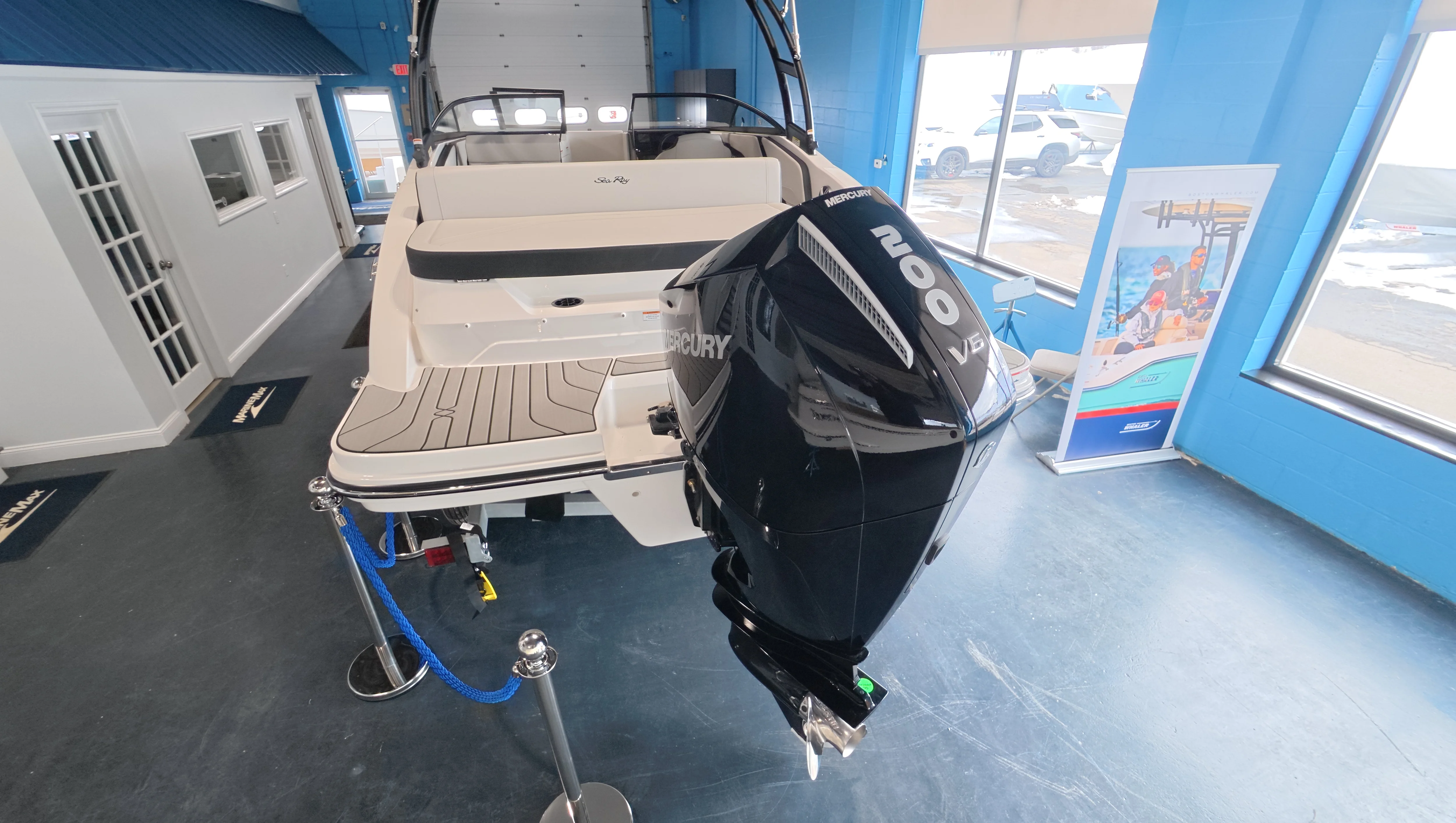 2026 Sea Ray SPX 210 Outboard Image Thumbnail #9