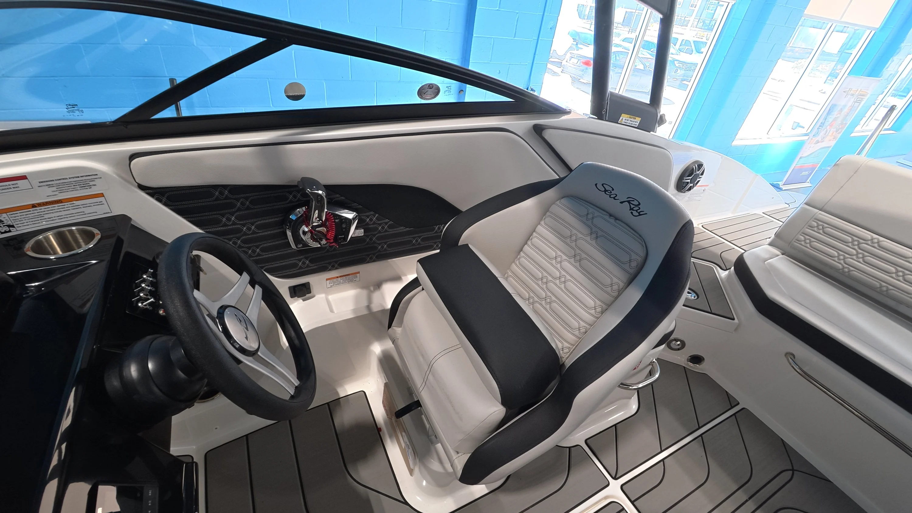 2026 Sea Ray SPX 210 Outboard Image Thumbnail #40