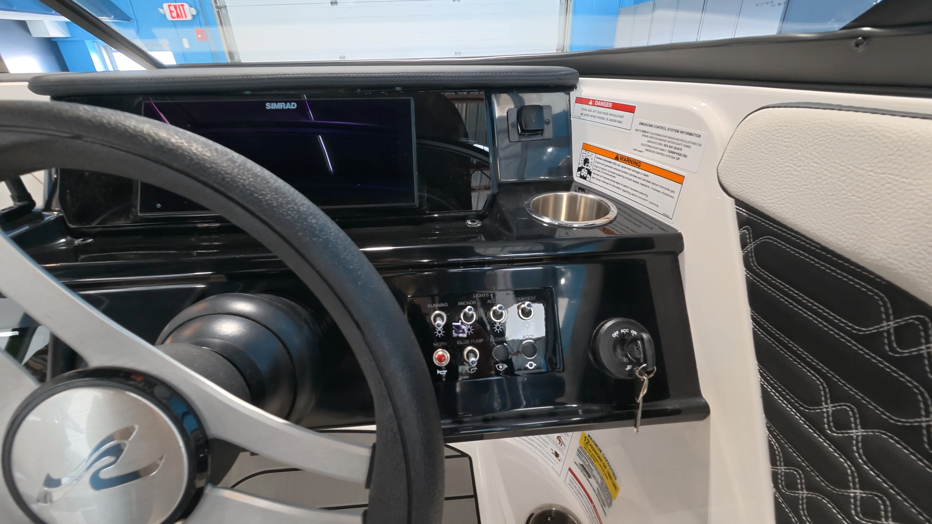 2026 Sea Ray SPX 210 Outboard Image Thumbnail #43