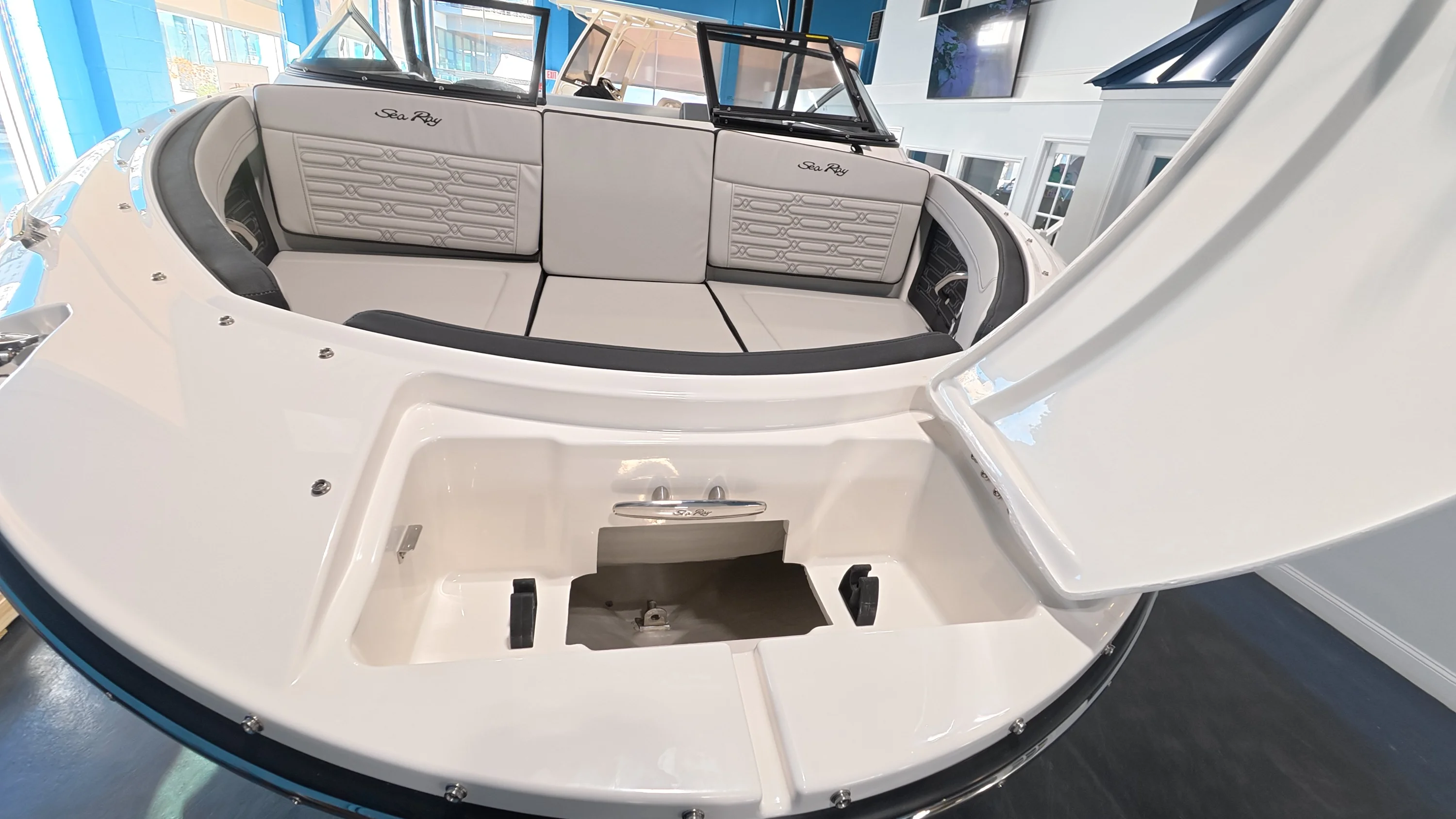 2026 Sea Ray SPX 210 Outboard Image Thumbnail #63