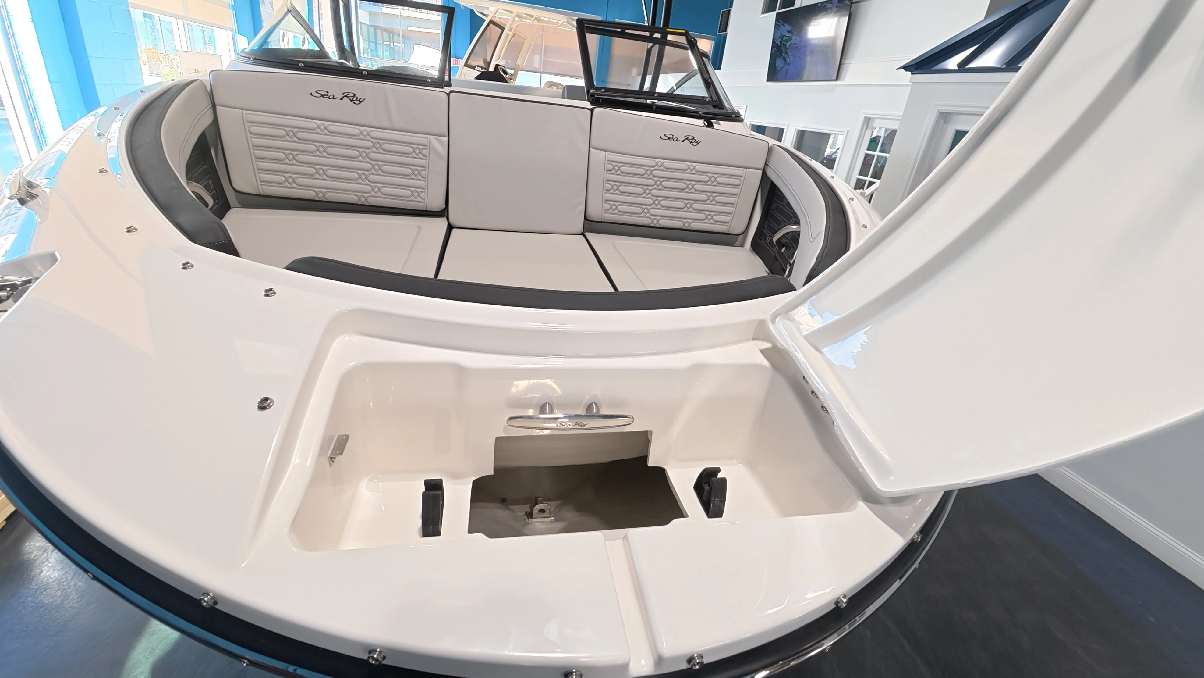 2026 Sea Ray SPX 210 Outboard Image Thumbnail #63