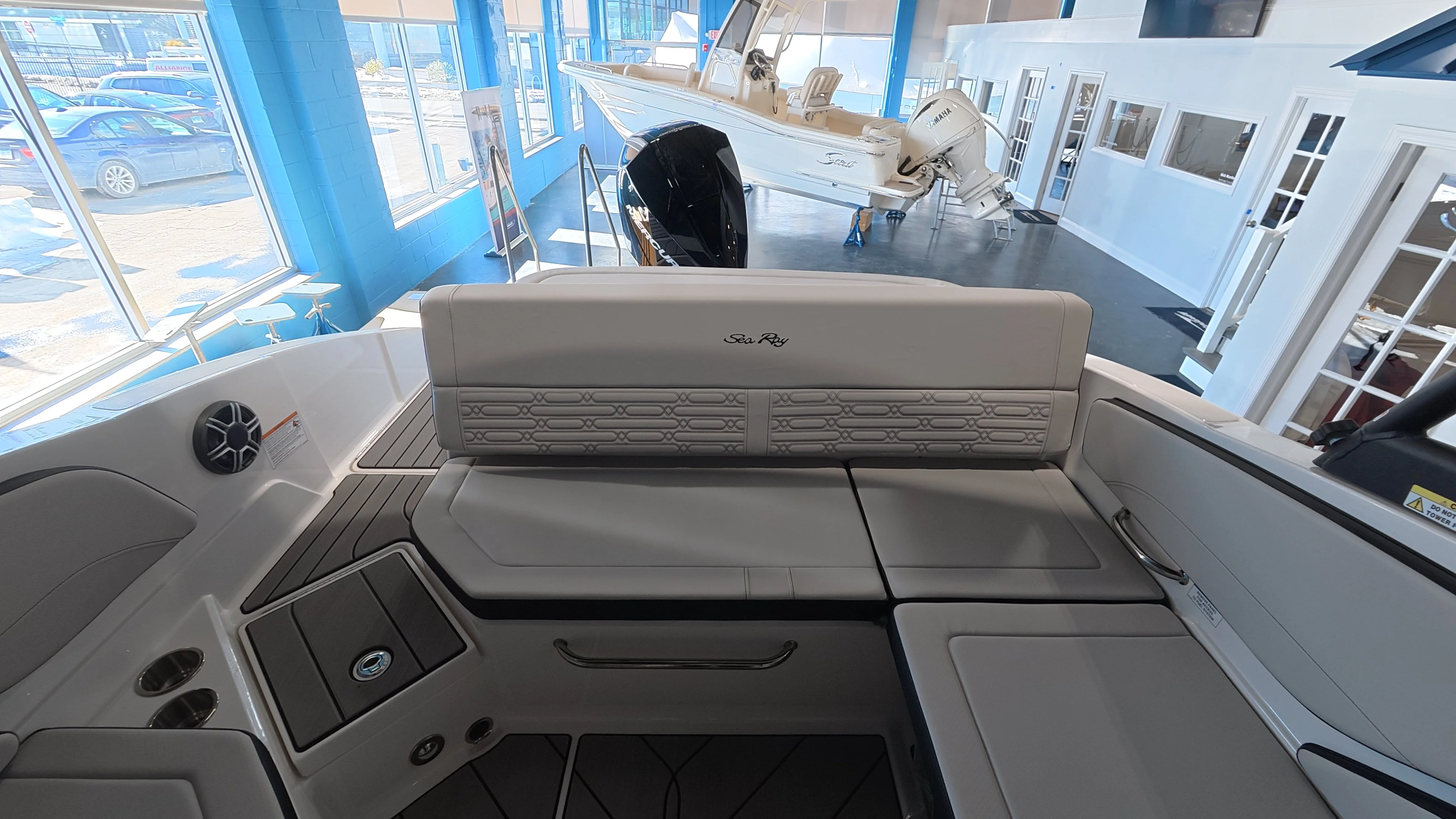 2026 Sea Ray SPX 210 Outboard Image Thumbnail #23