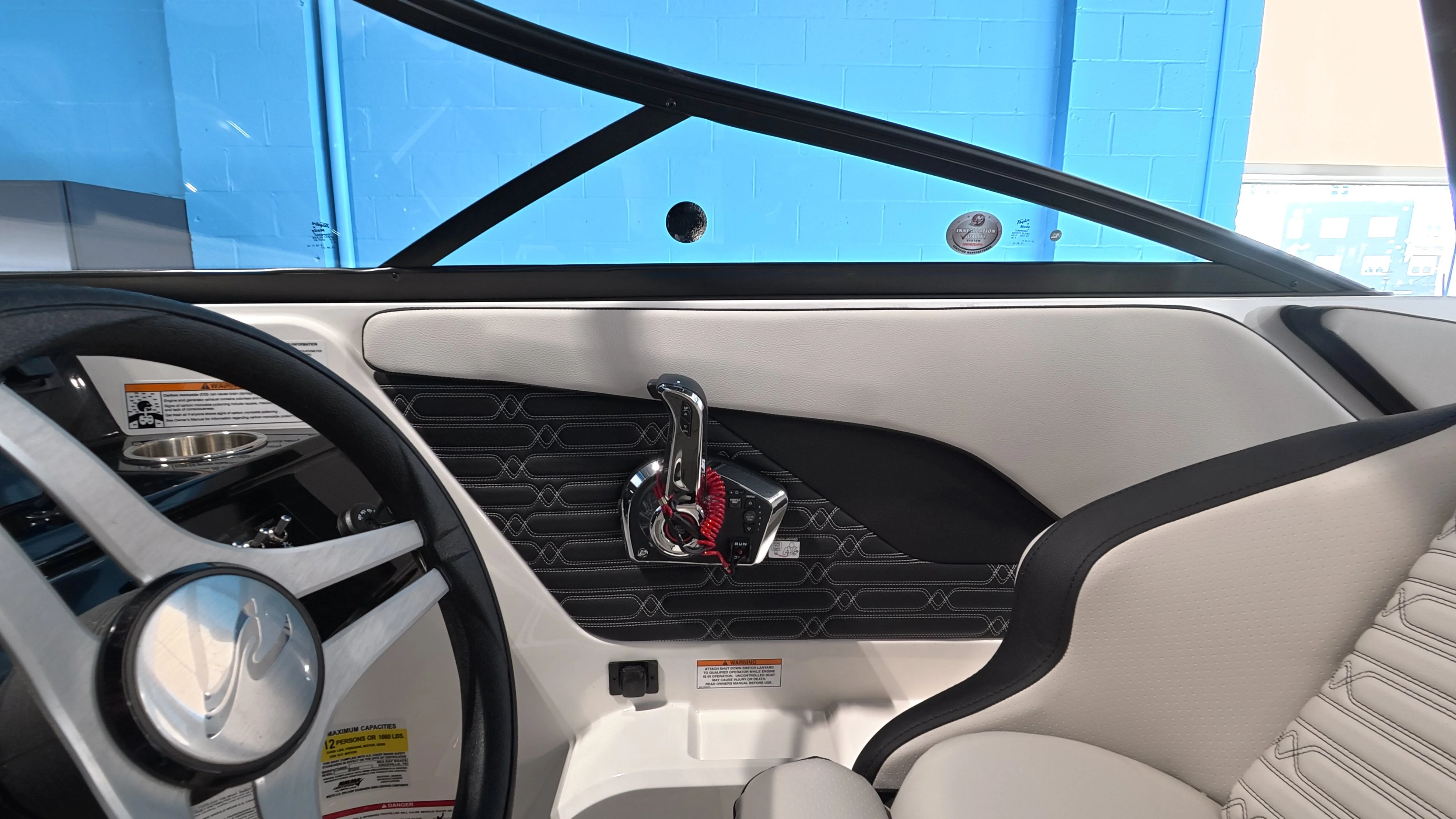 2026 Sea Ray SPX 210 Outboard Image Thumbnail #44