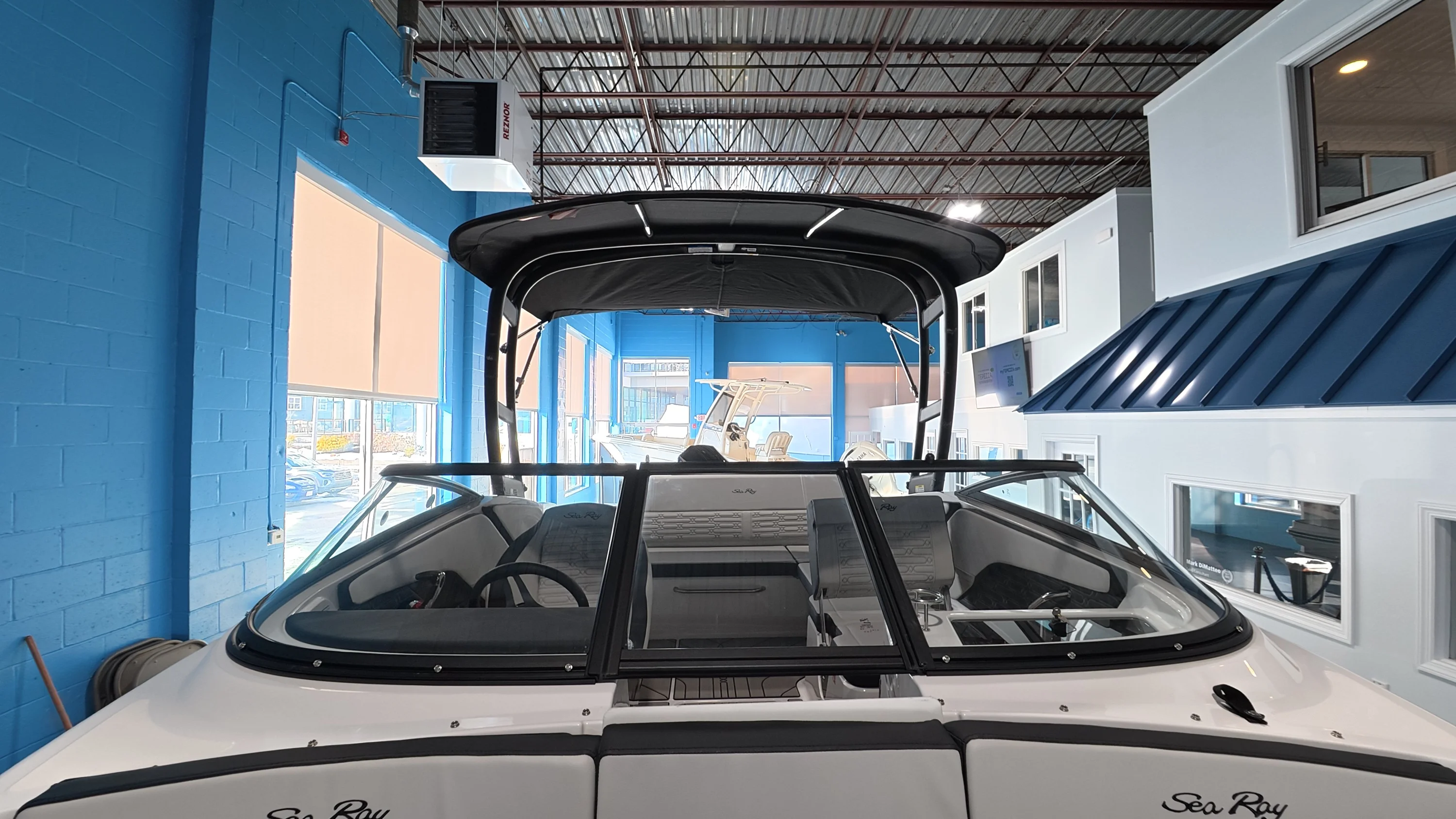 2026 Sea Ray SPX 210 Outboard Image Thumbnail #54