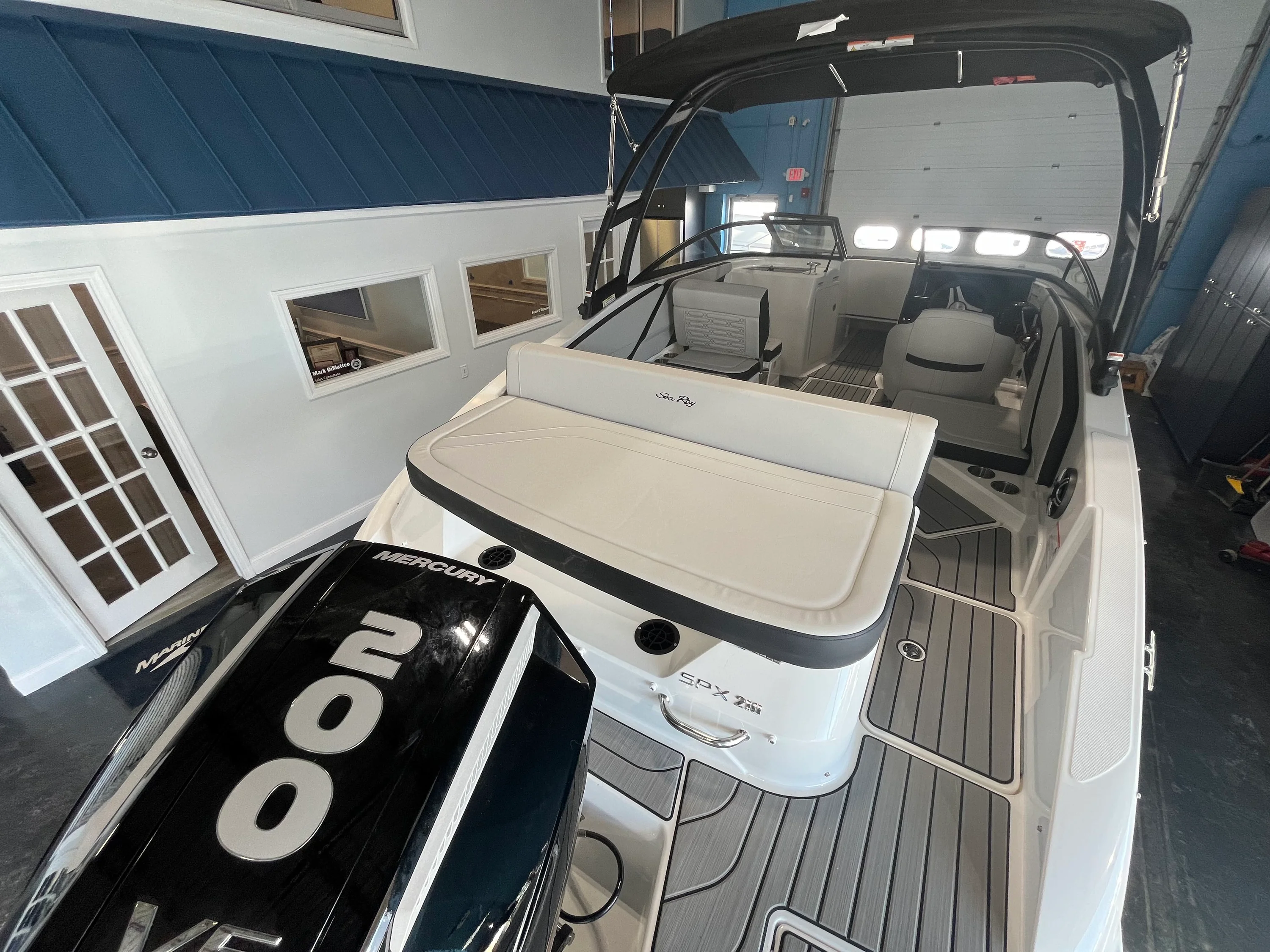 2026 Sea Ray SPX 210 Outboard Image Thumbnail #13