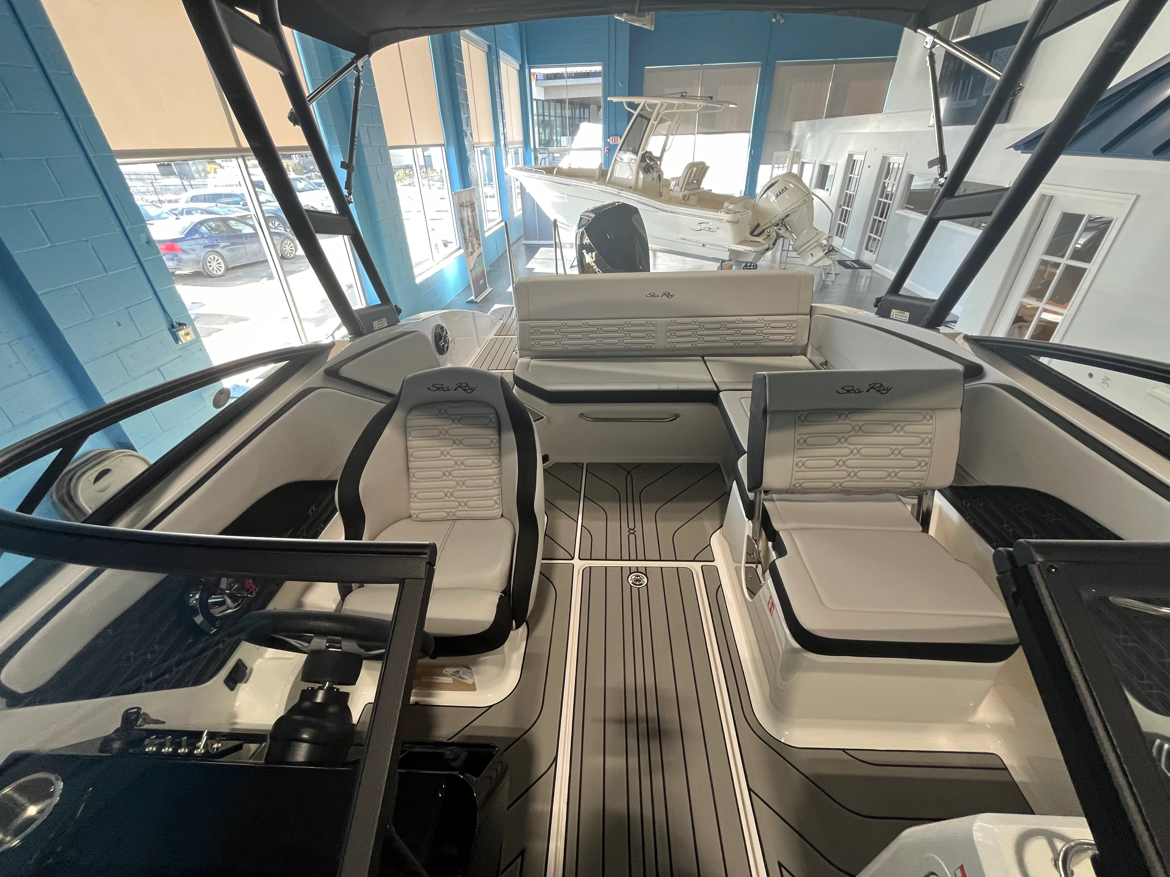 2026 Sea Ray SPX 210 Outboard Image Thumbnail #22