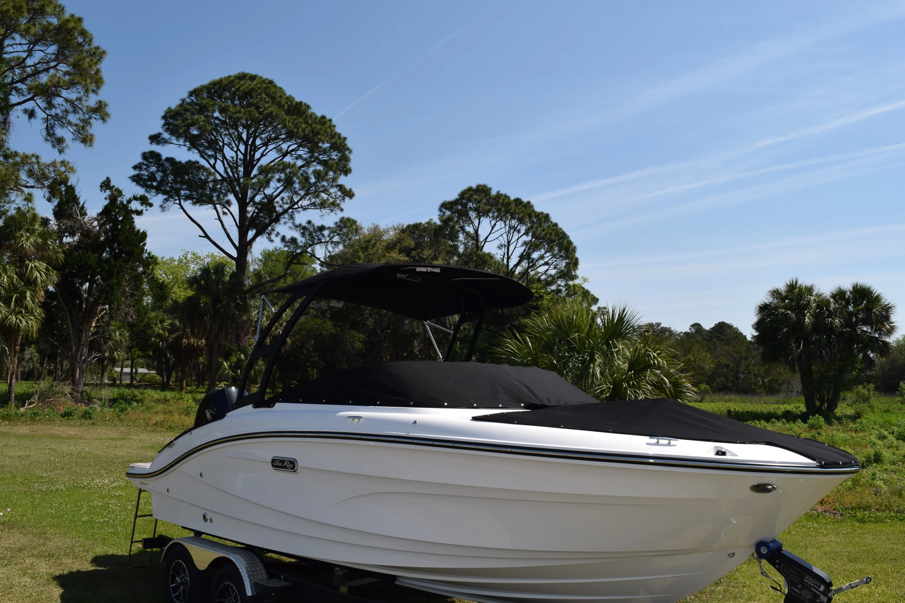 2026 Sea Ray SPX 210 Outboard Image Thumbnail #25