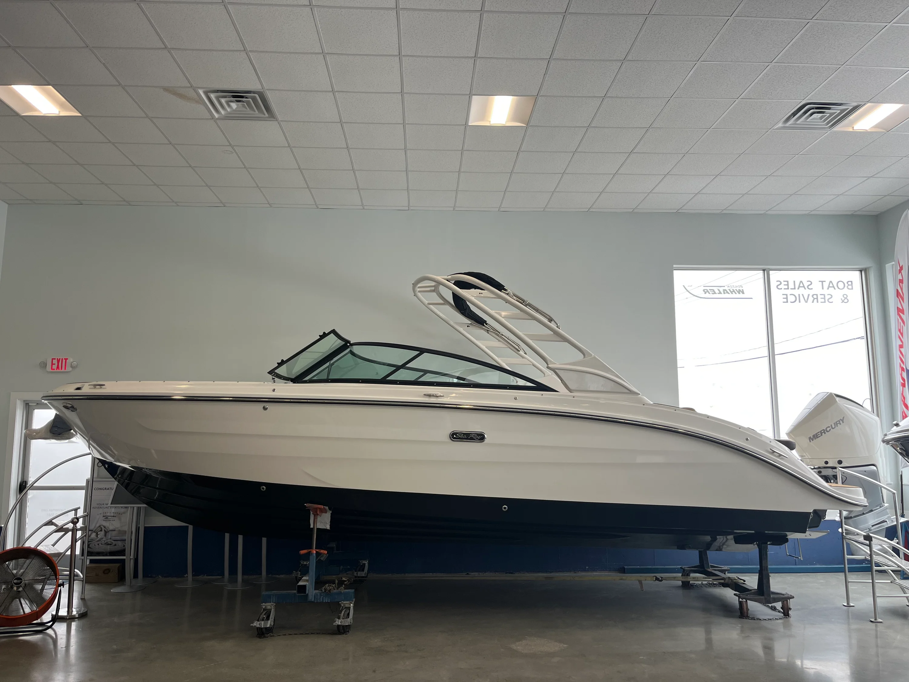 2026 Sea Ray SDX 270 Outboard Image Thumbnail #0