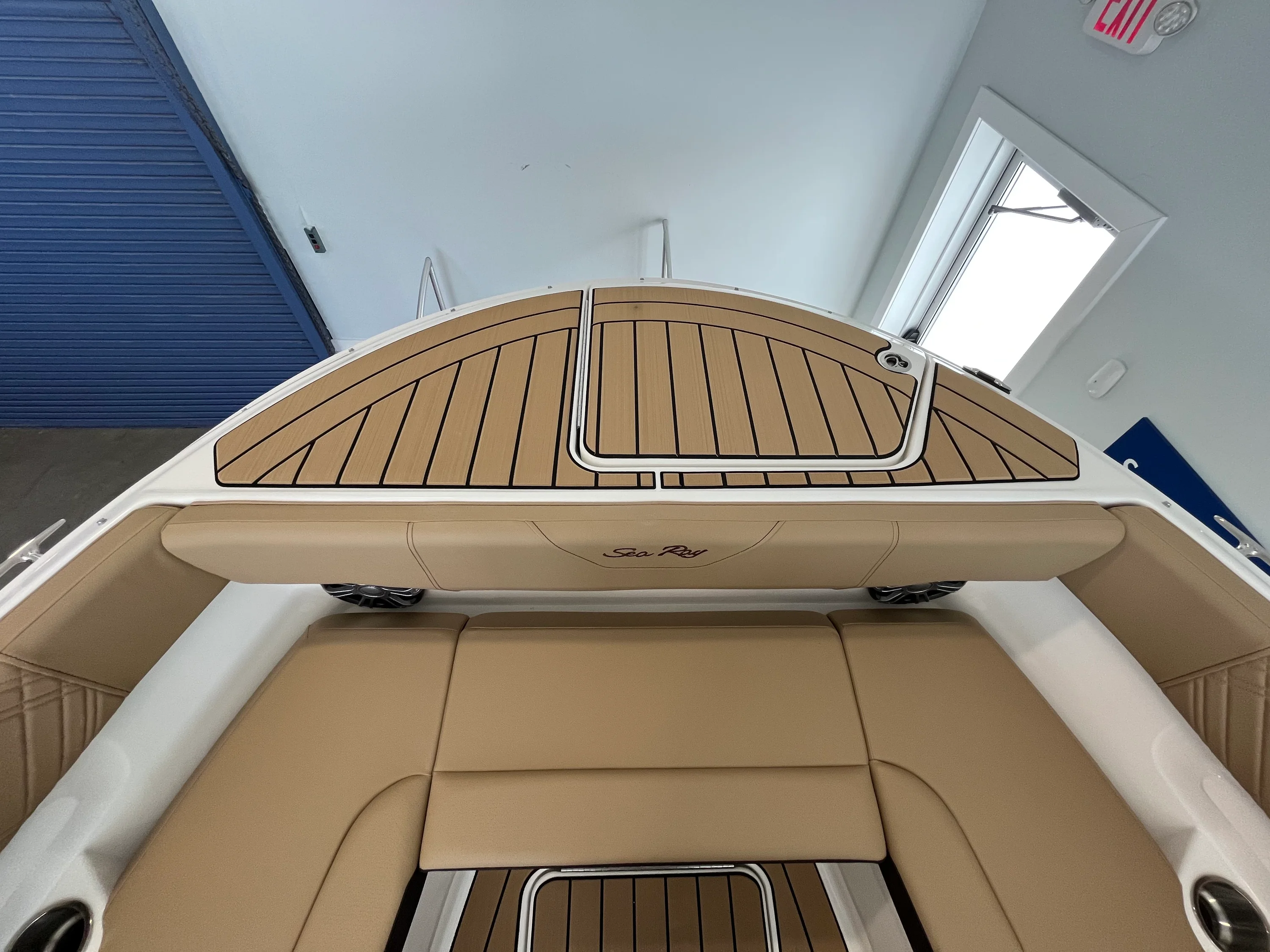 2026 Sea Ray SDX 270 Outboard Image Thumbnail #16