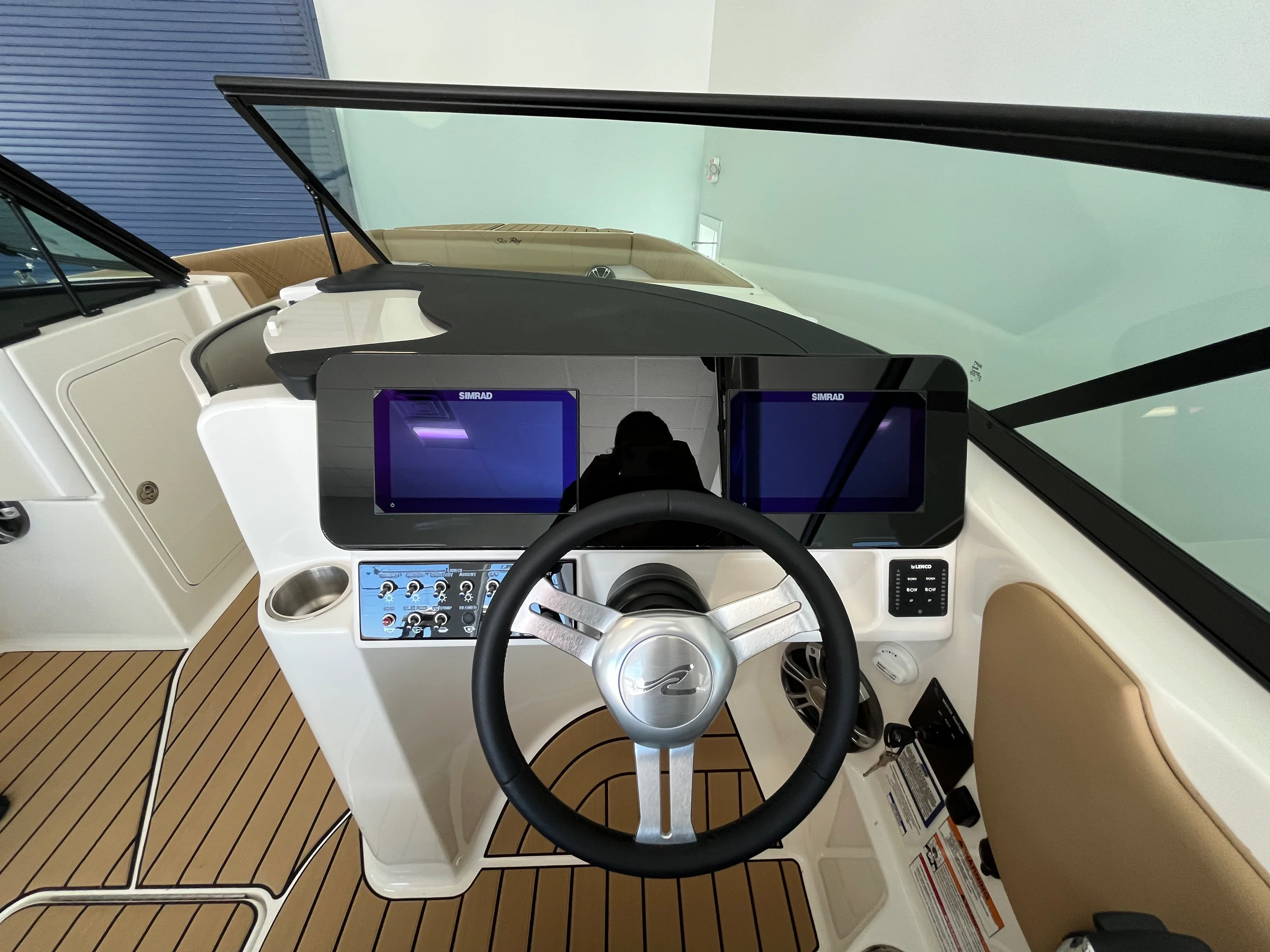 2026 Sea Ray SDX 270 Outboard Image Thumbnail #11