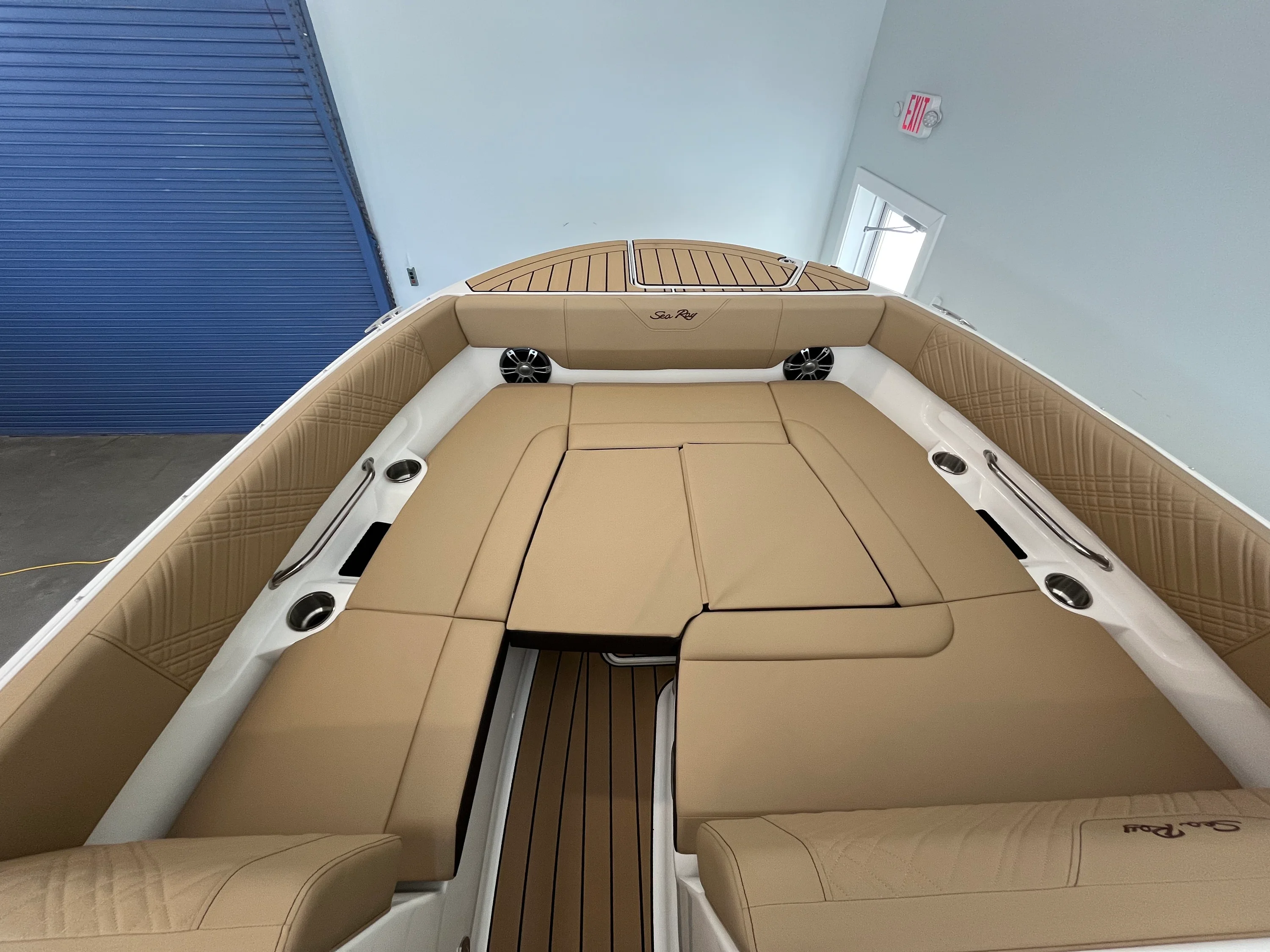 2026 Sea Ray SDX 270 Outboard Image Thumbnail #15