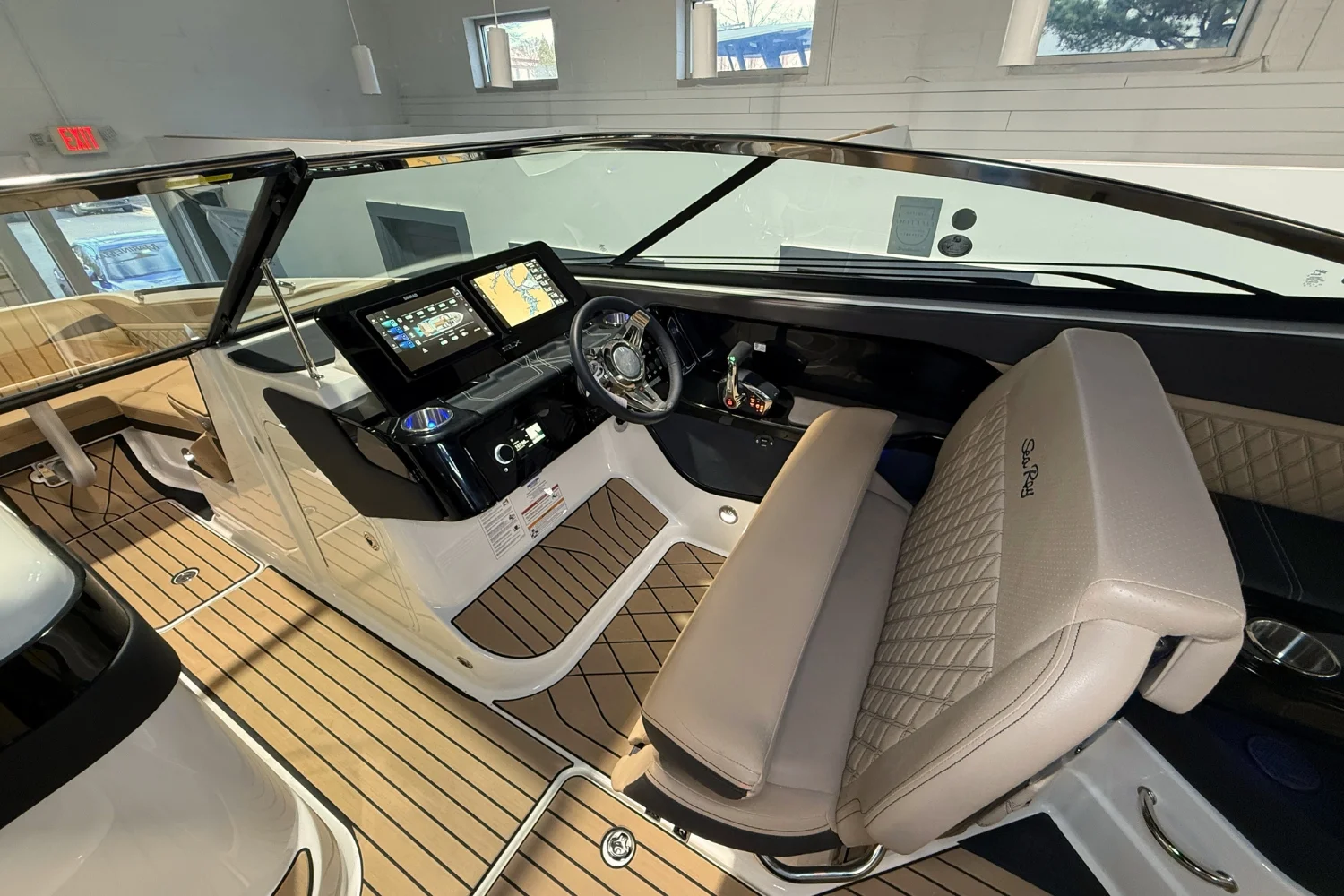 2026 Sea Ray SLX 280 Image Thumbnail #21