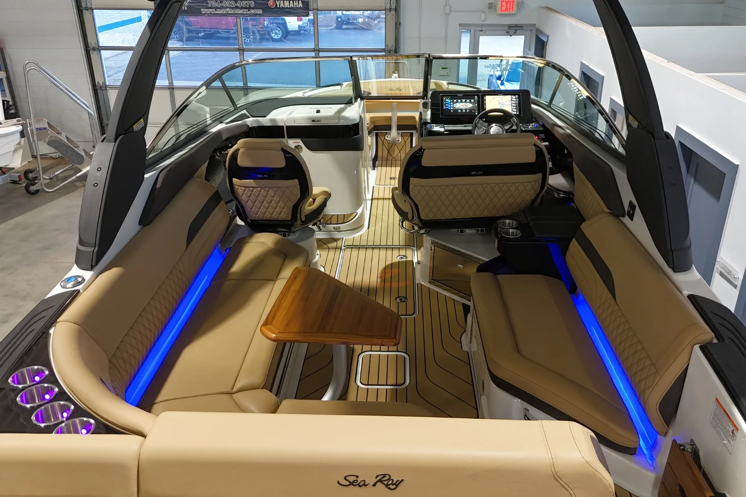 2026 Sea Ray SLX 280 Image Thumbnail #6