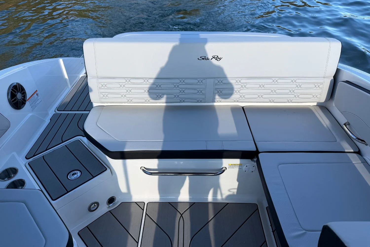 2026 Sea Ray SPX 210 Image Thumbnail #9