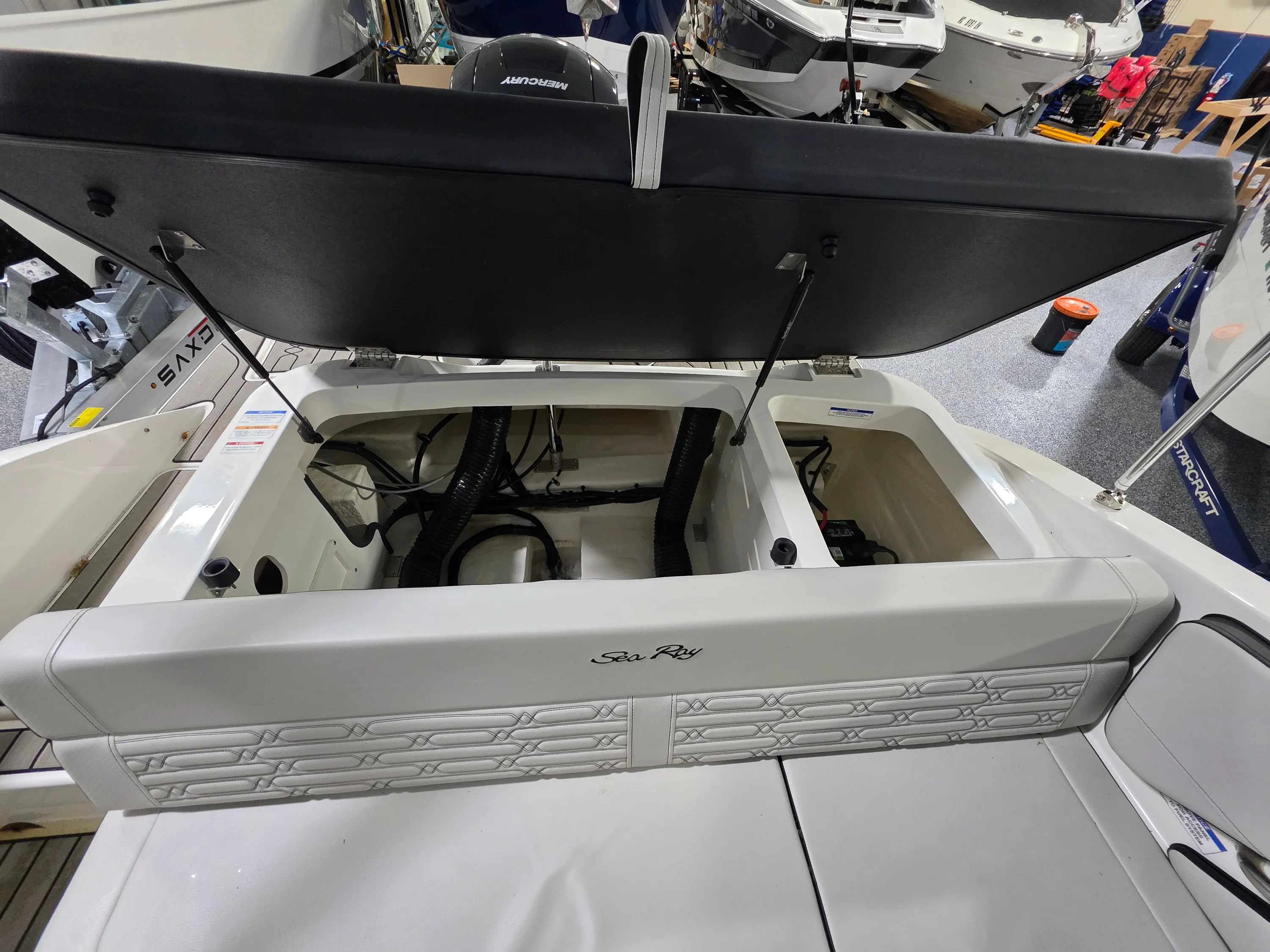2025 Sea Ray 19 SPX OB Image Thumbnail #12