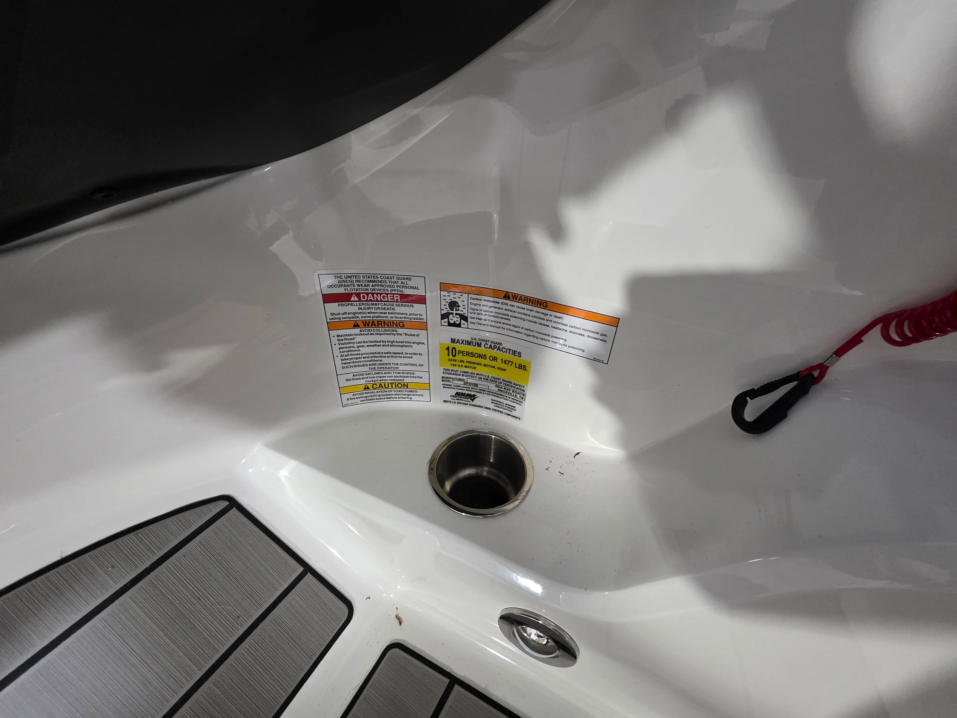 2025 Sea Ray 19 SPX OB Image Thumbnail #5