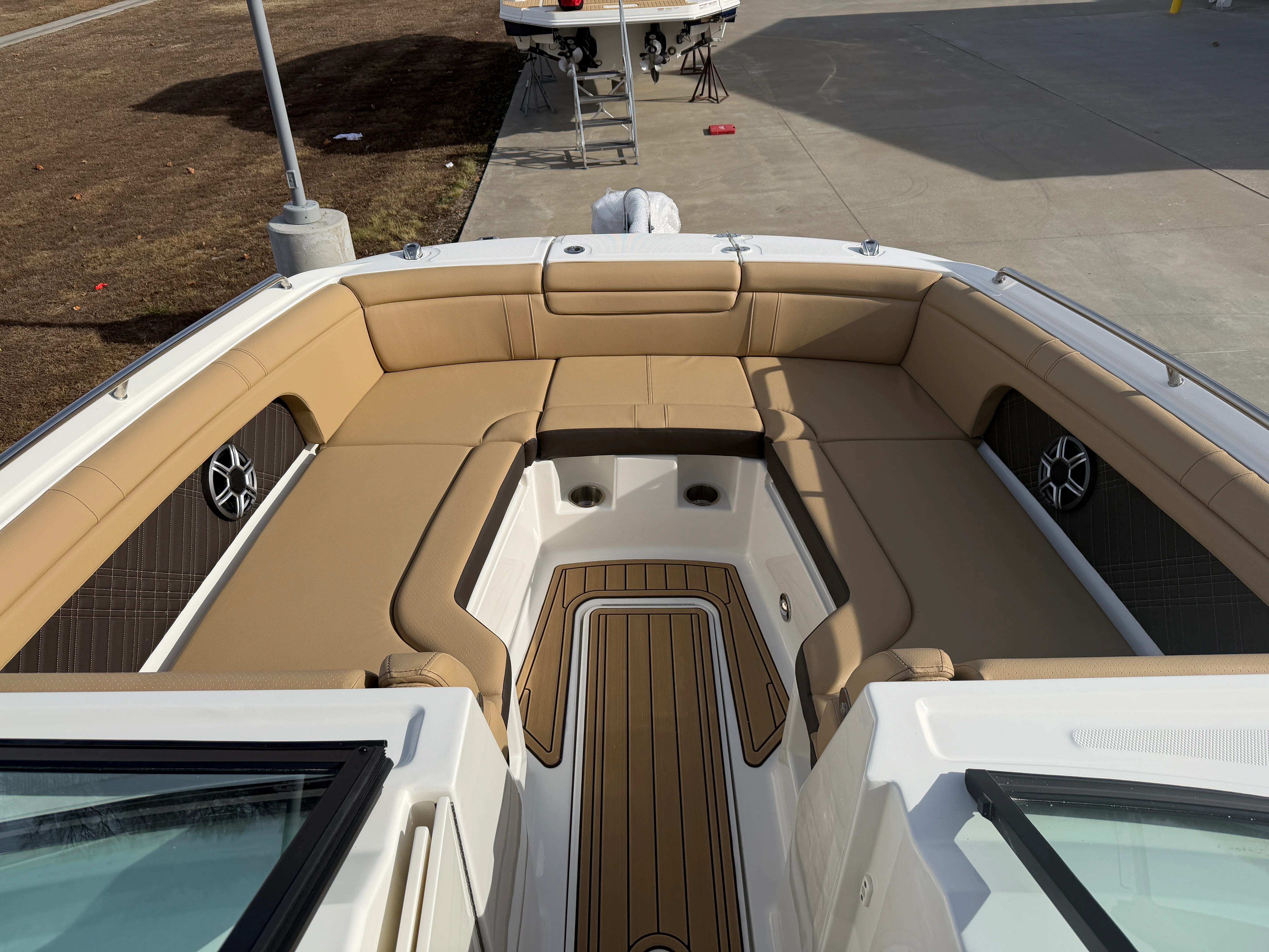 2026 Sea Ray SDX 290 Image Thumbnail #32