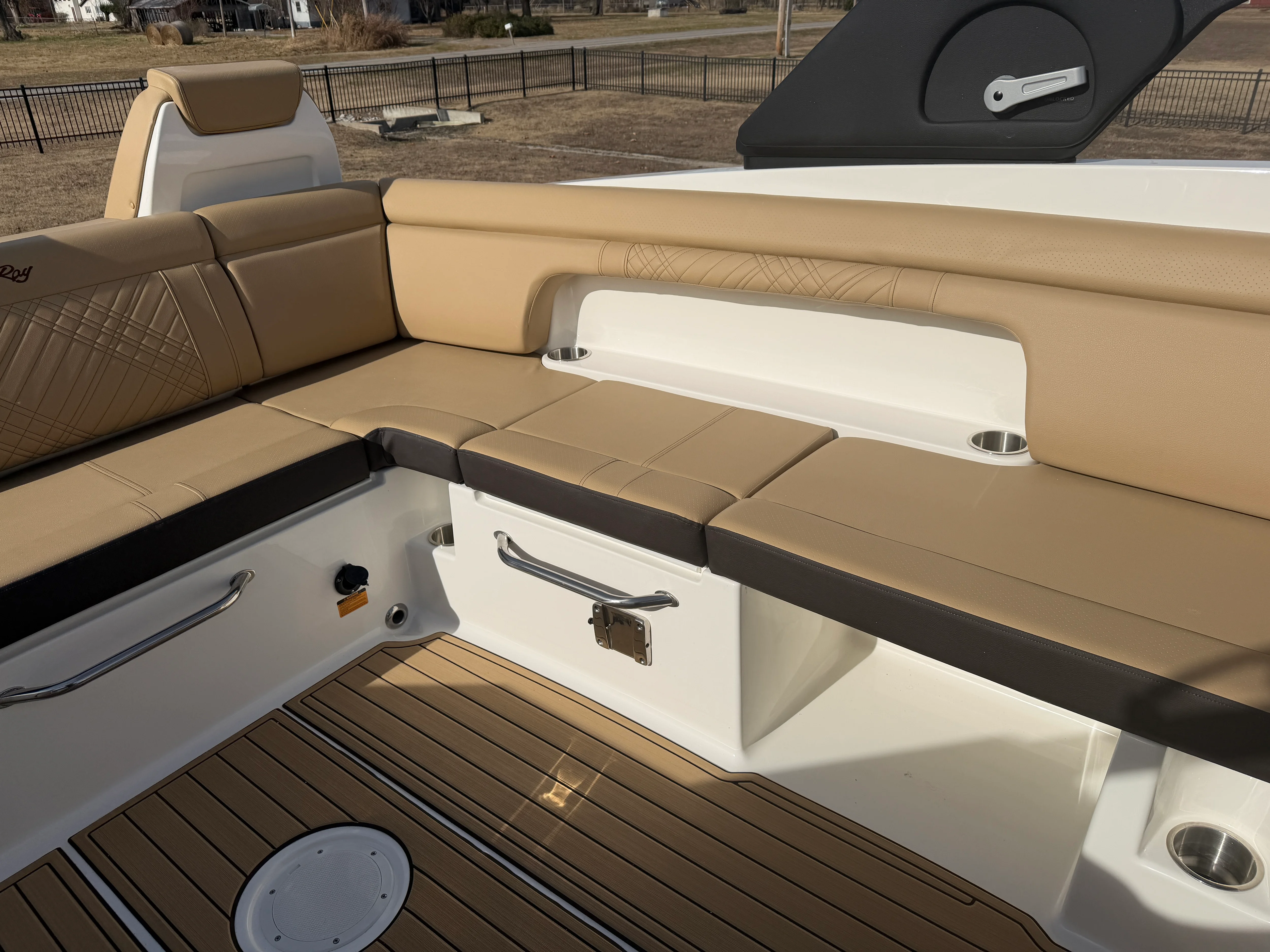 2026 Sea Ray SDX 290 Image Thumbnail #13